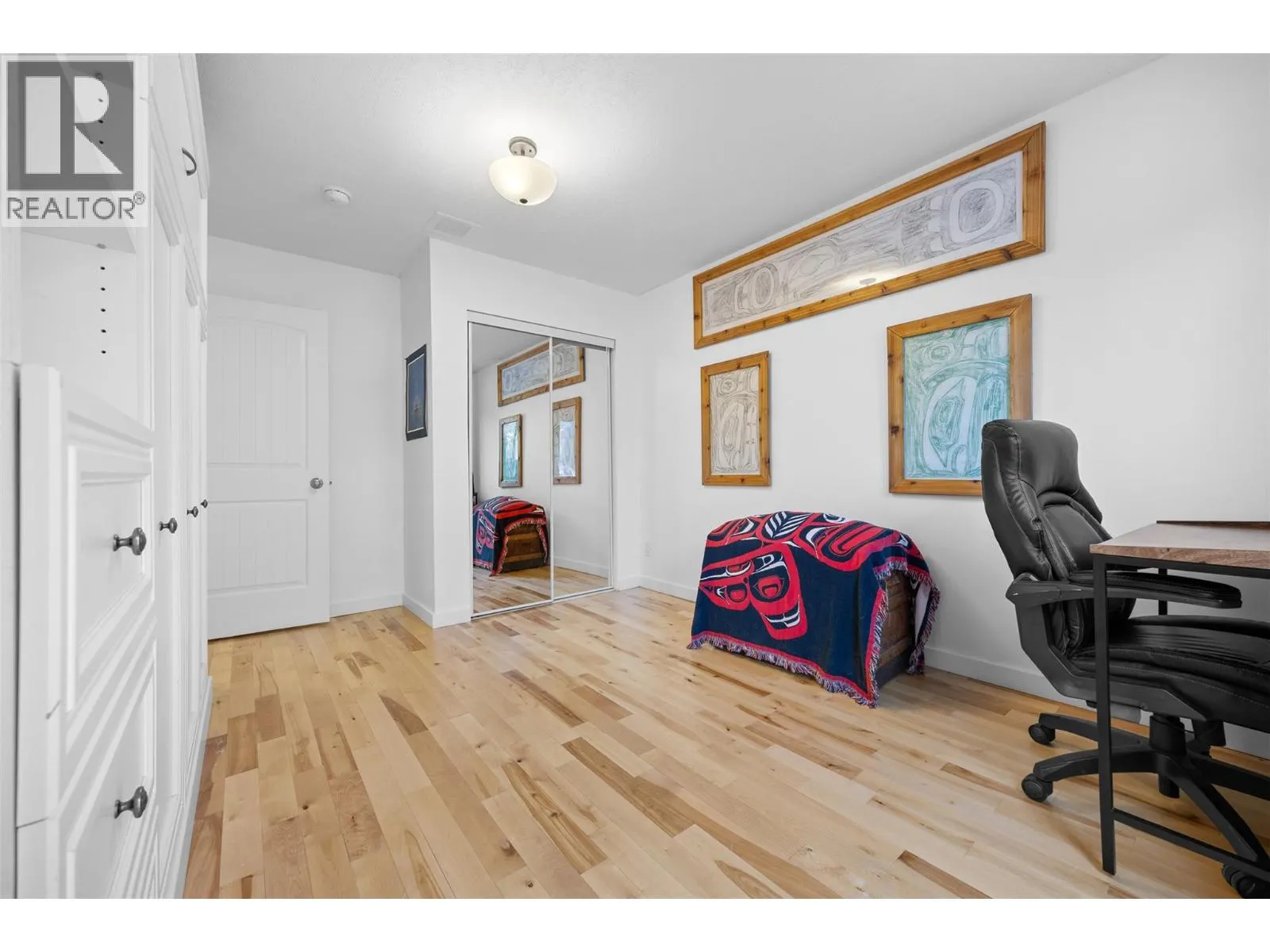 308 McTavish Road