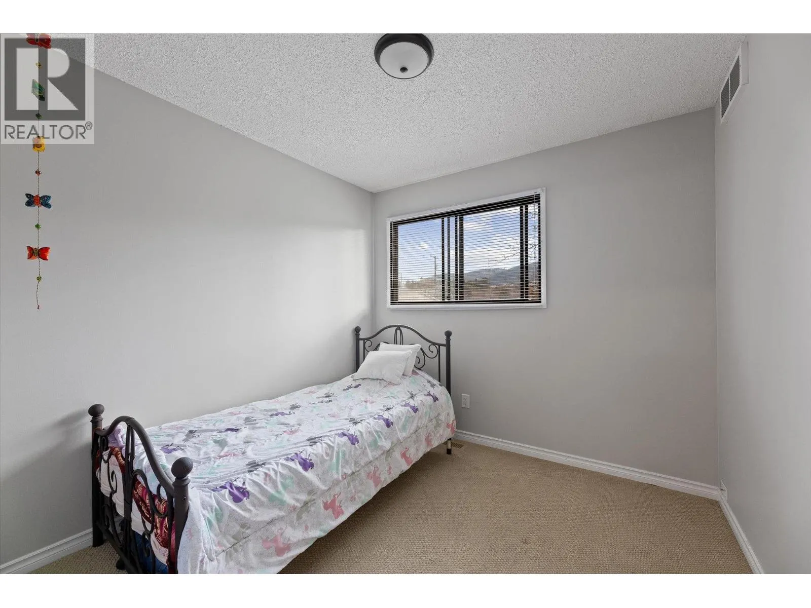 2100 43 Avenue Unit# 409