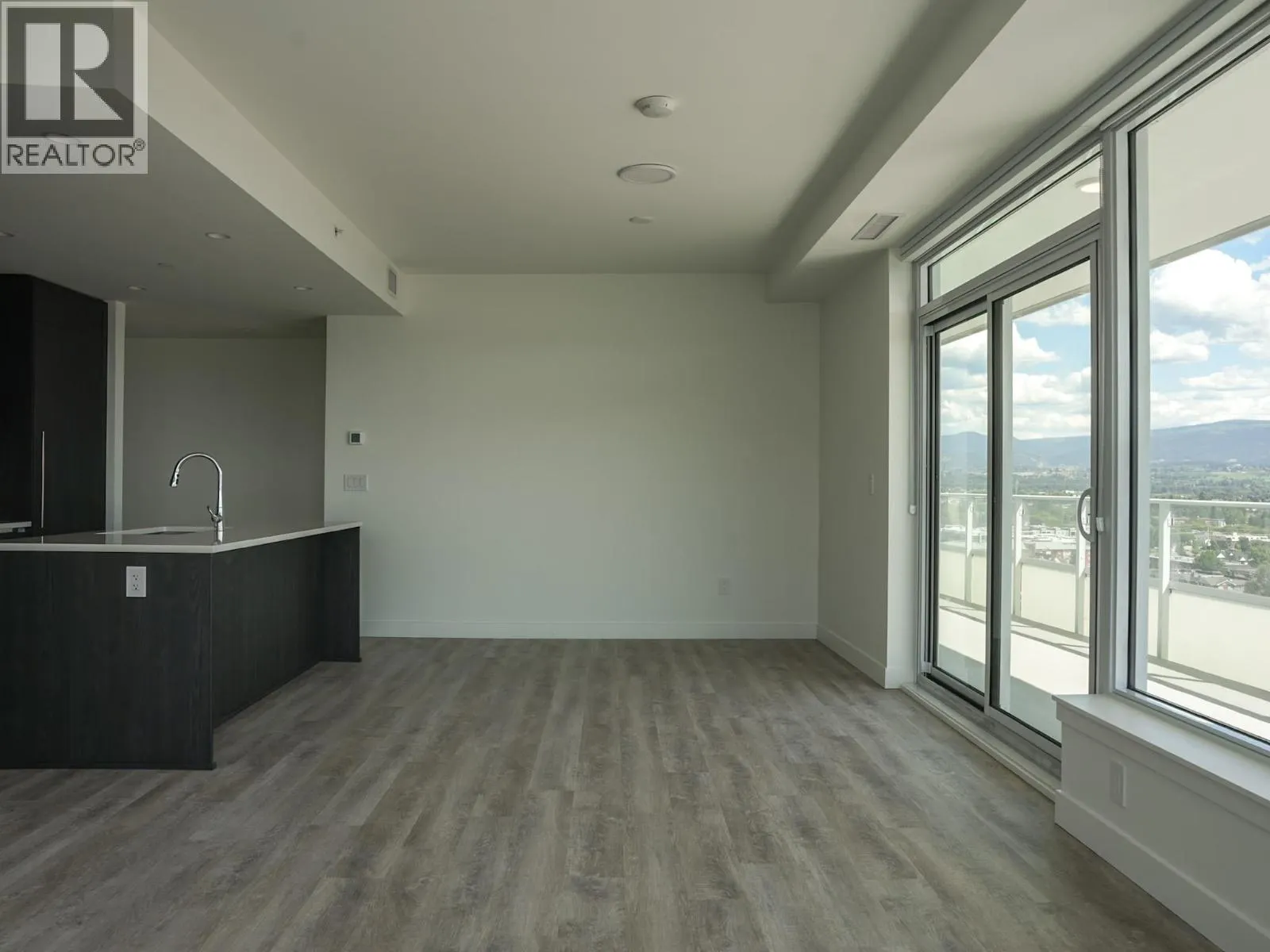 238 Leon Avenue Unit# 1507