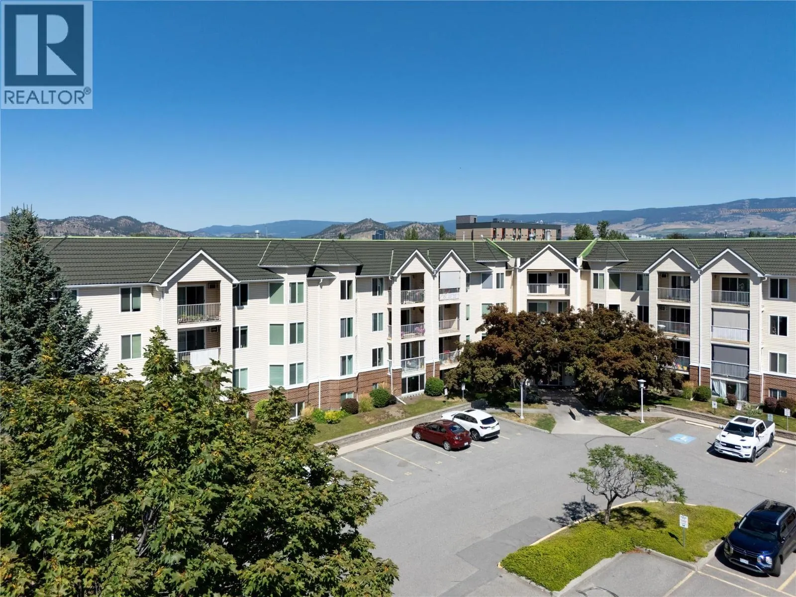 3160 Casorso Road Unit# 404