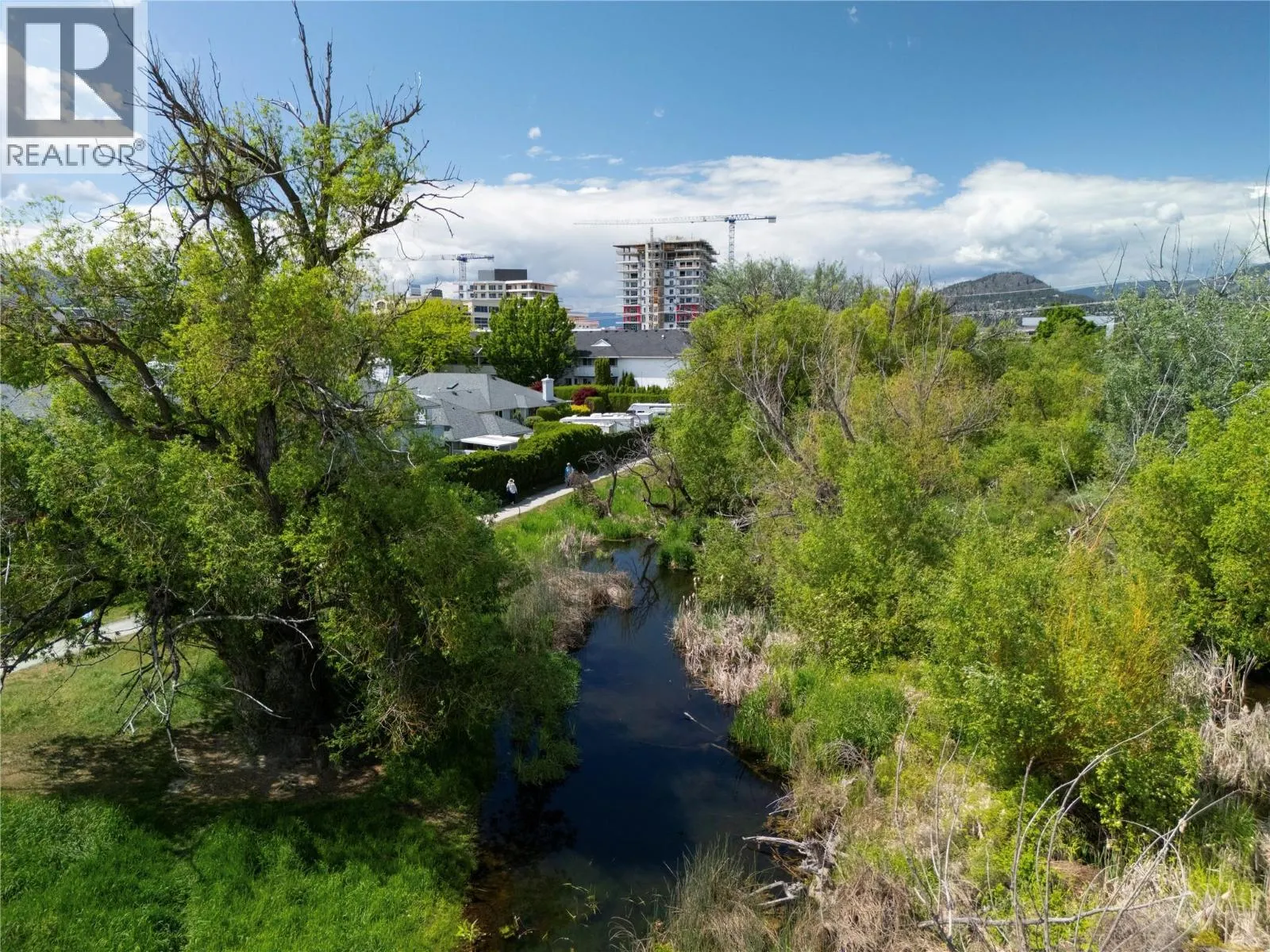 3160 Casorso Road Unit# 404