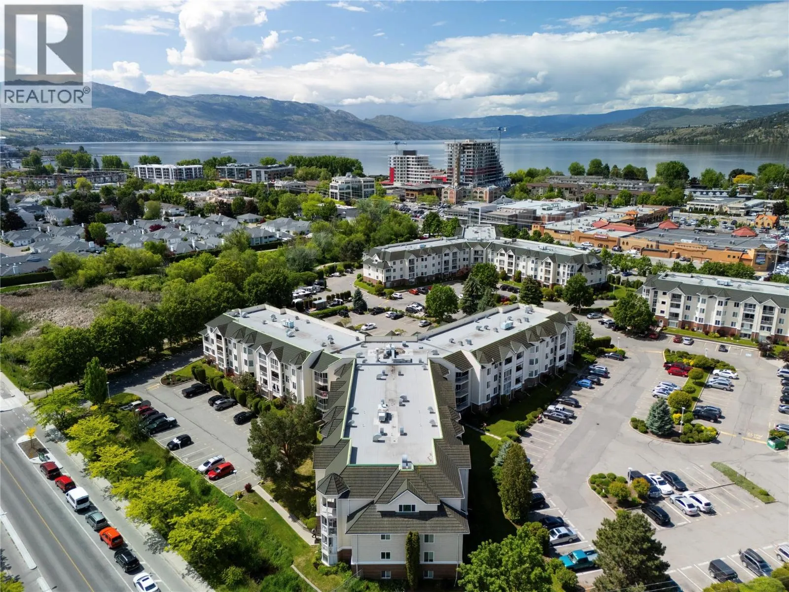 3160 Casorso Road Unit# 404