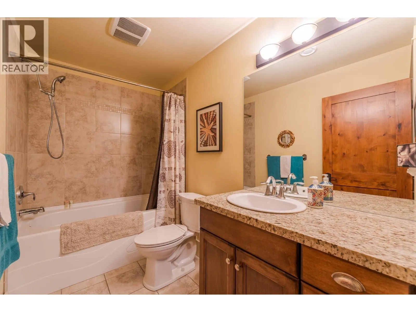 14611 Downton Avenue Unit# 102