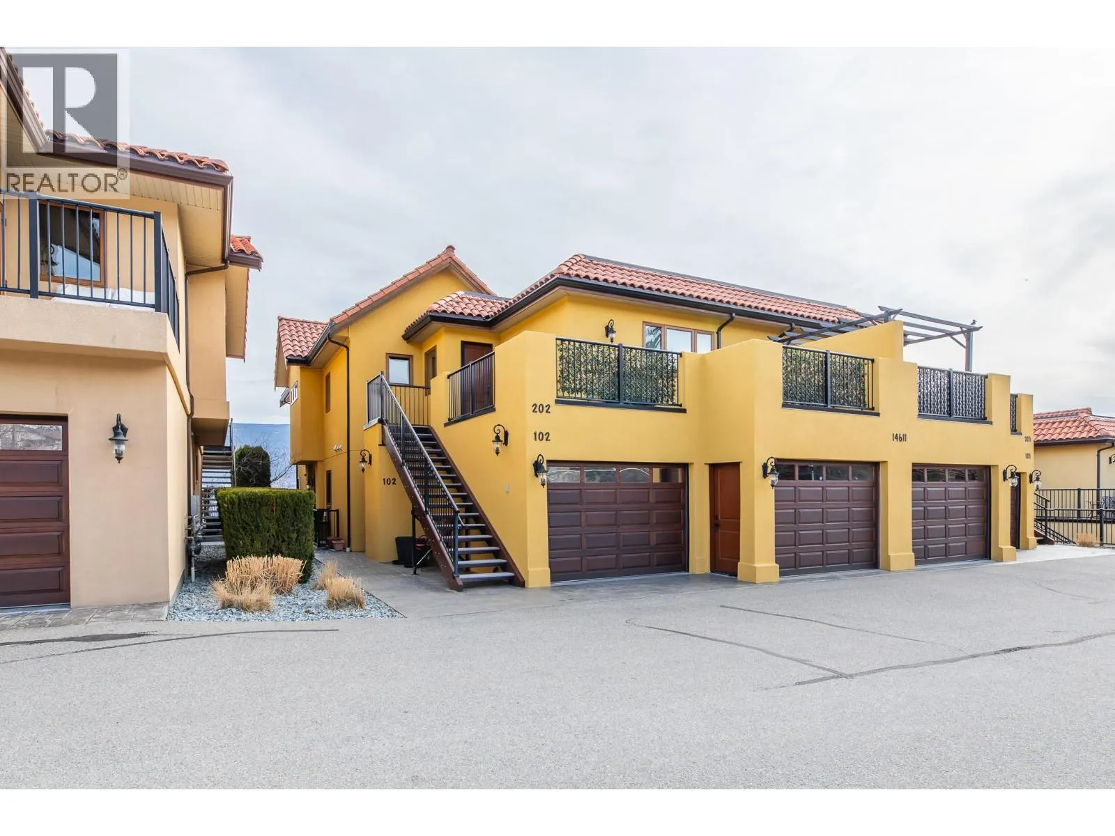 14611 Downton Avenue Unit# 102
