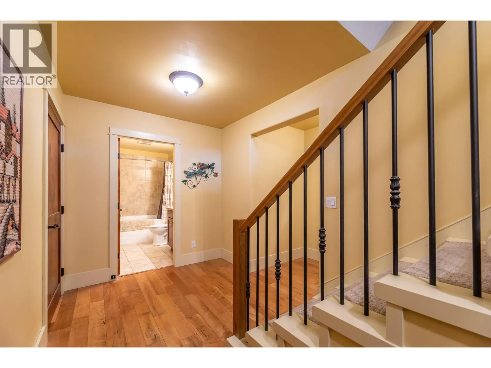 14611 Downton Avenue Unit# 102