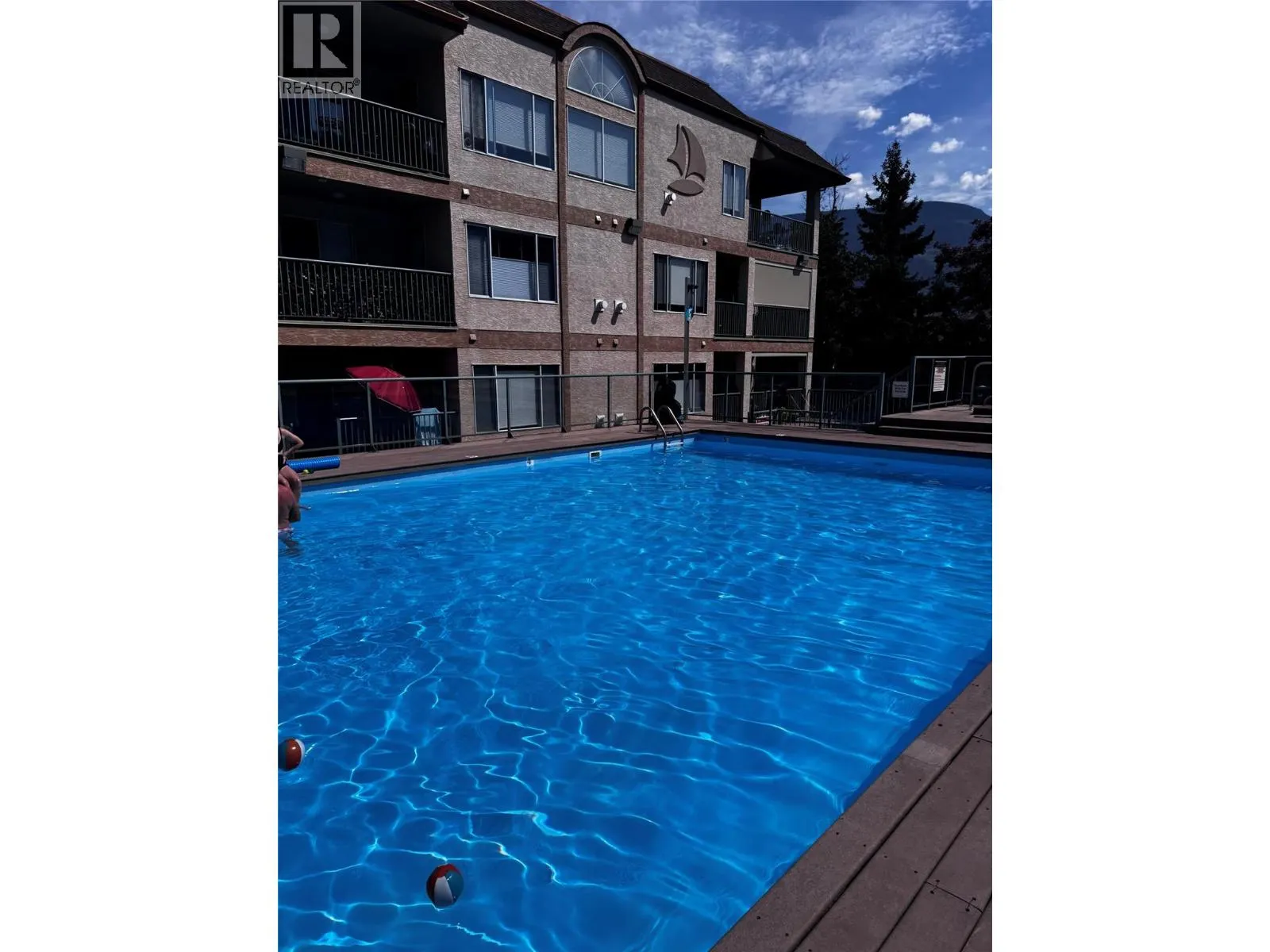 1002 Riverside Avenue Unit# 201