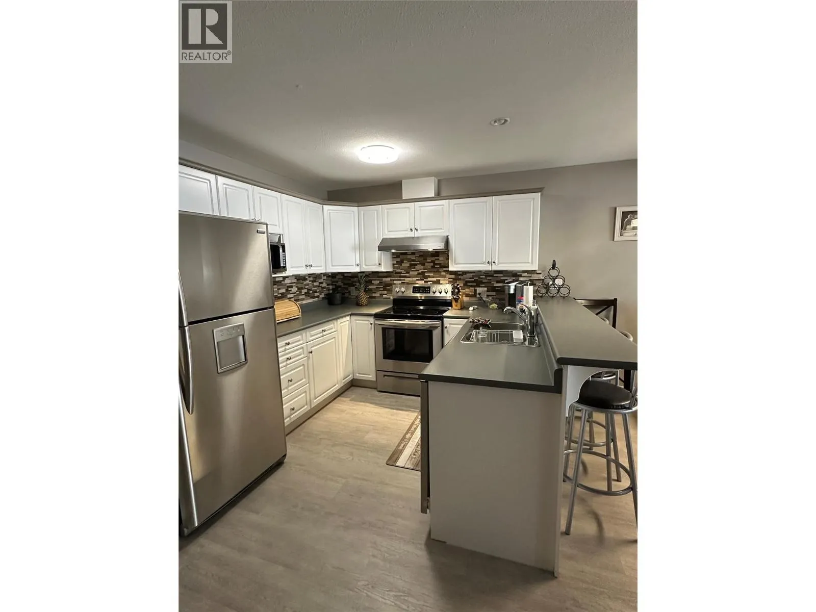 1002 Riverside Avenue Unit# 201