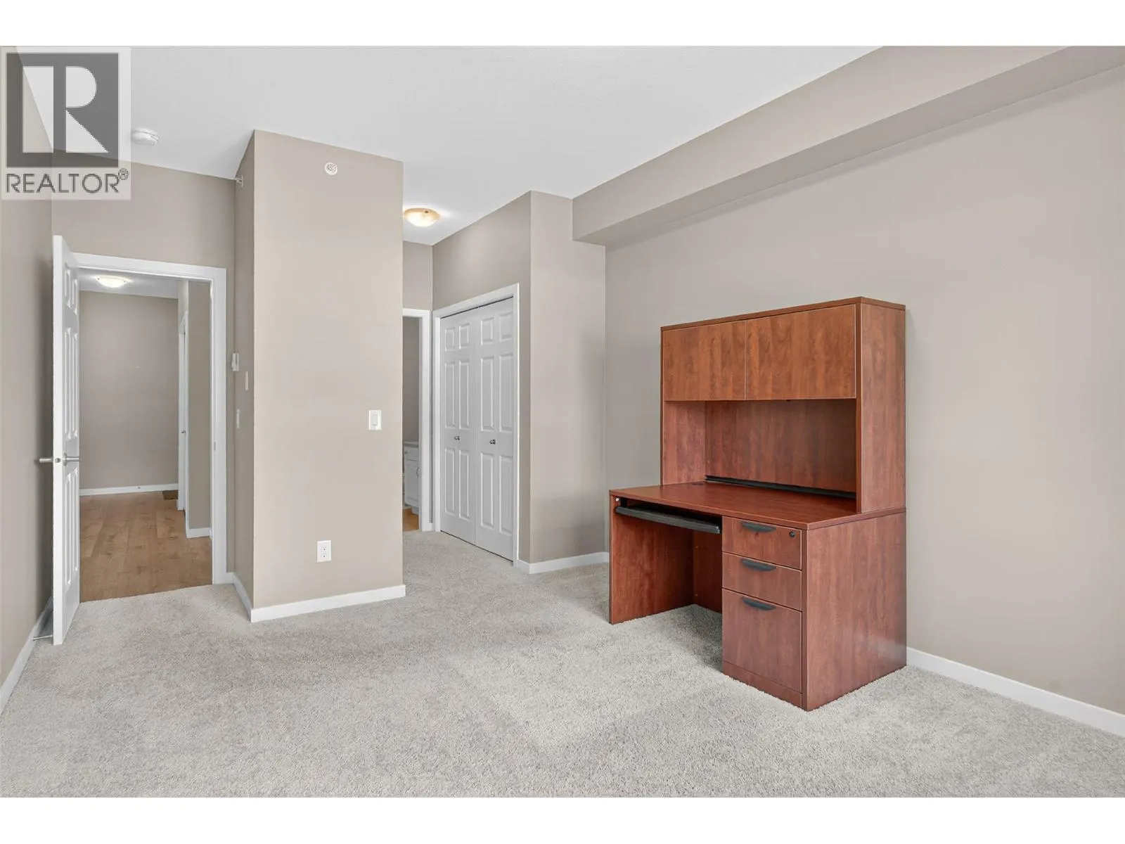 770 Rutland Road Unit# 407