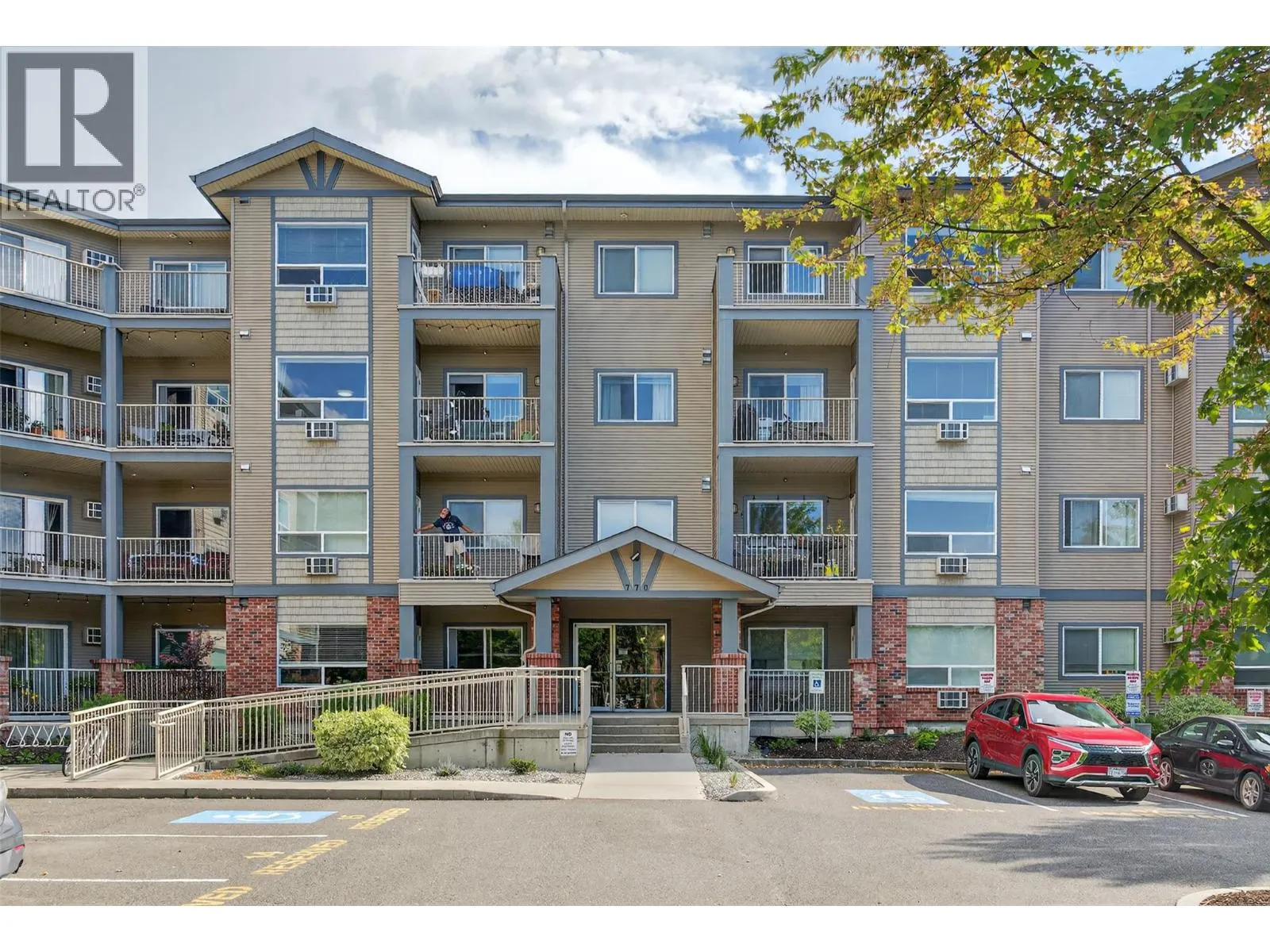 770 Rutland Road Unit# 407