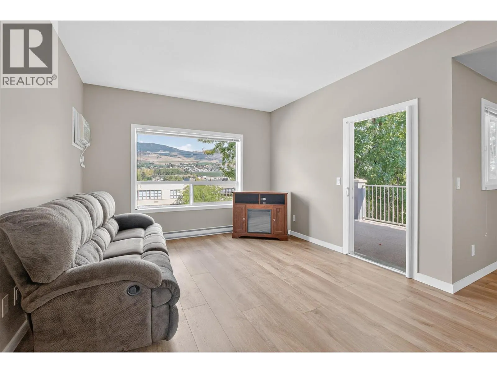 770 Rutland Road Unit# 407