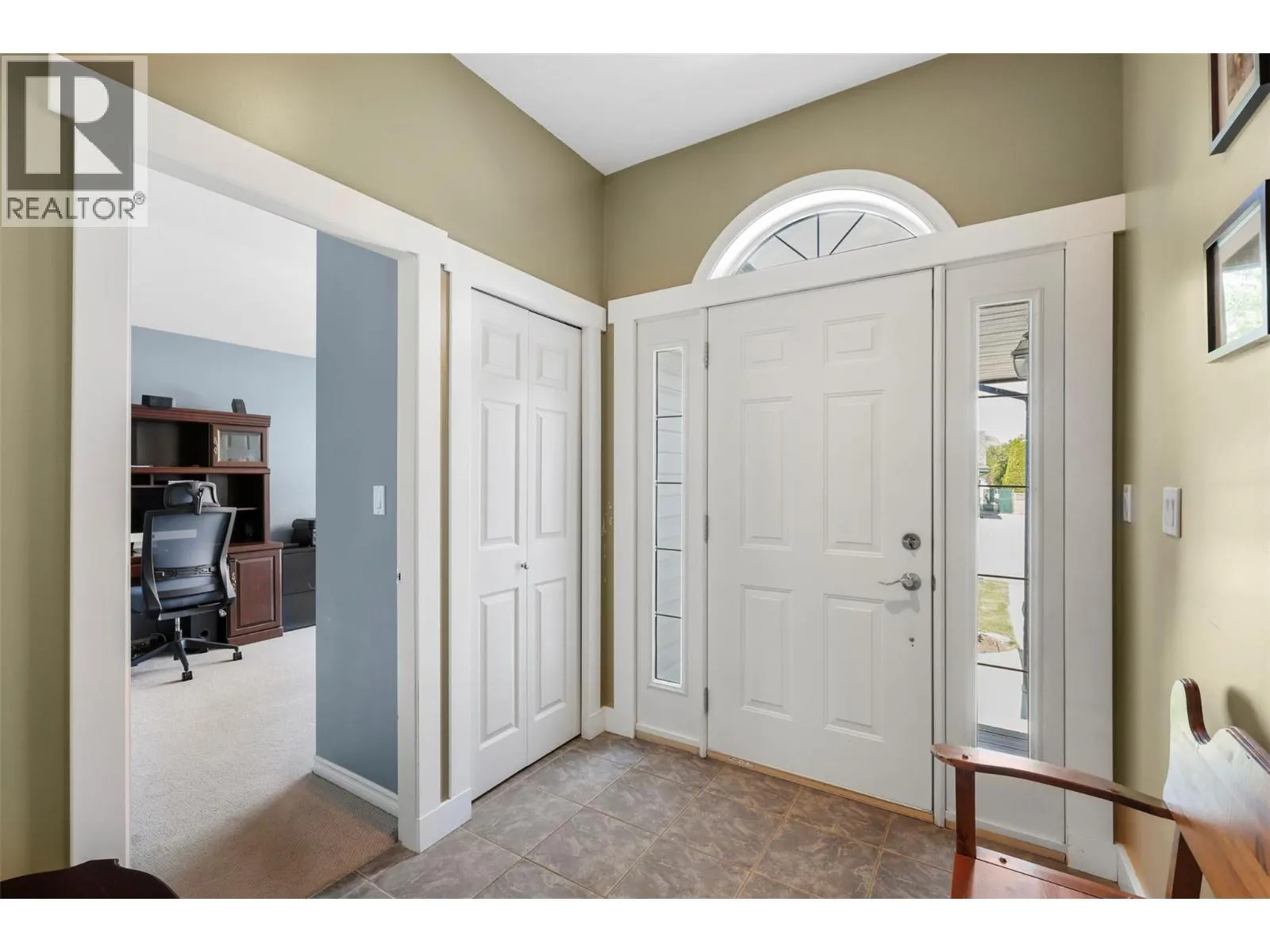 625 McCurrach Place