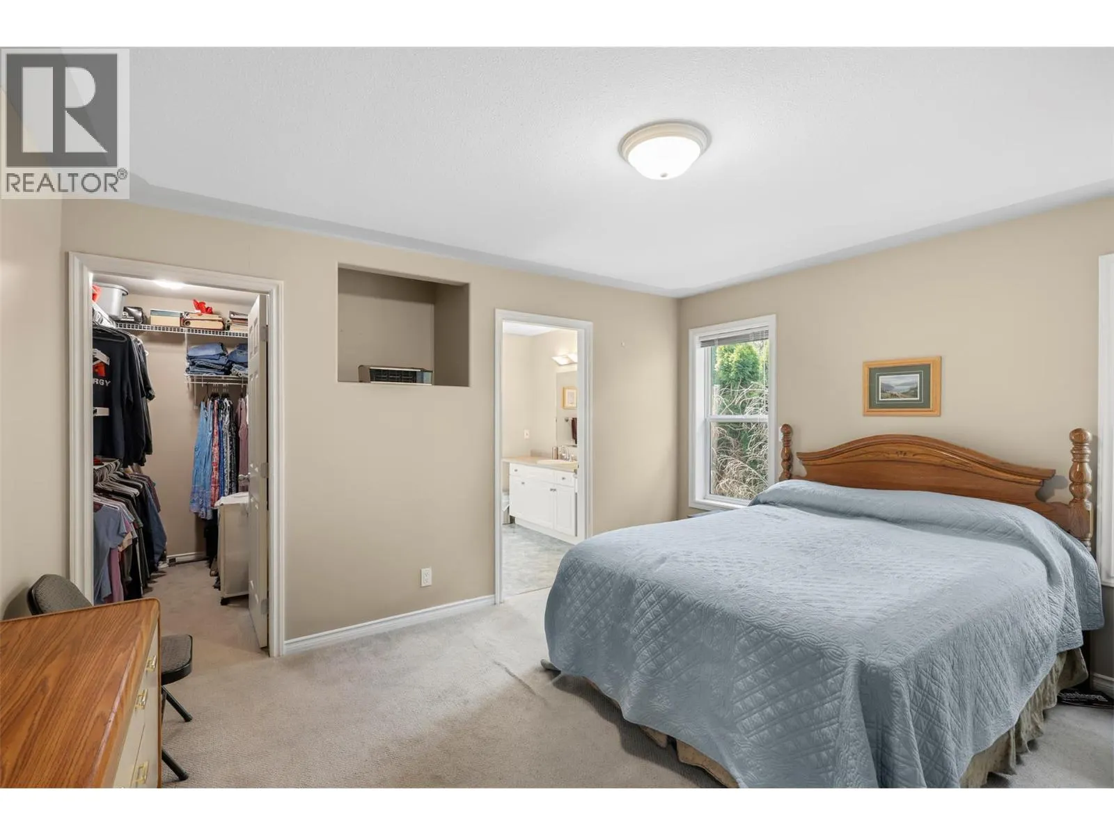 625 McCurrach Place