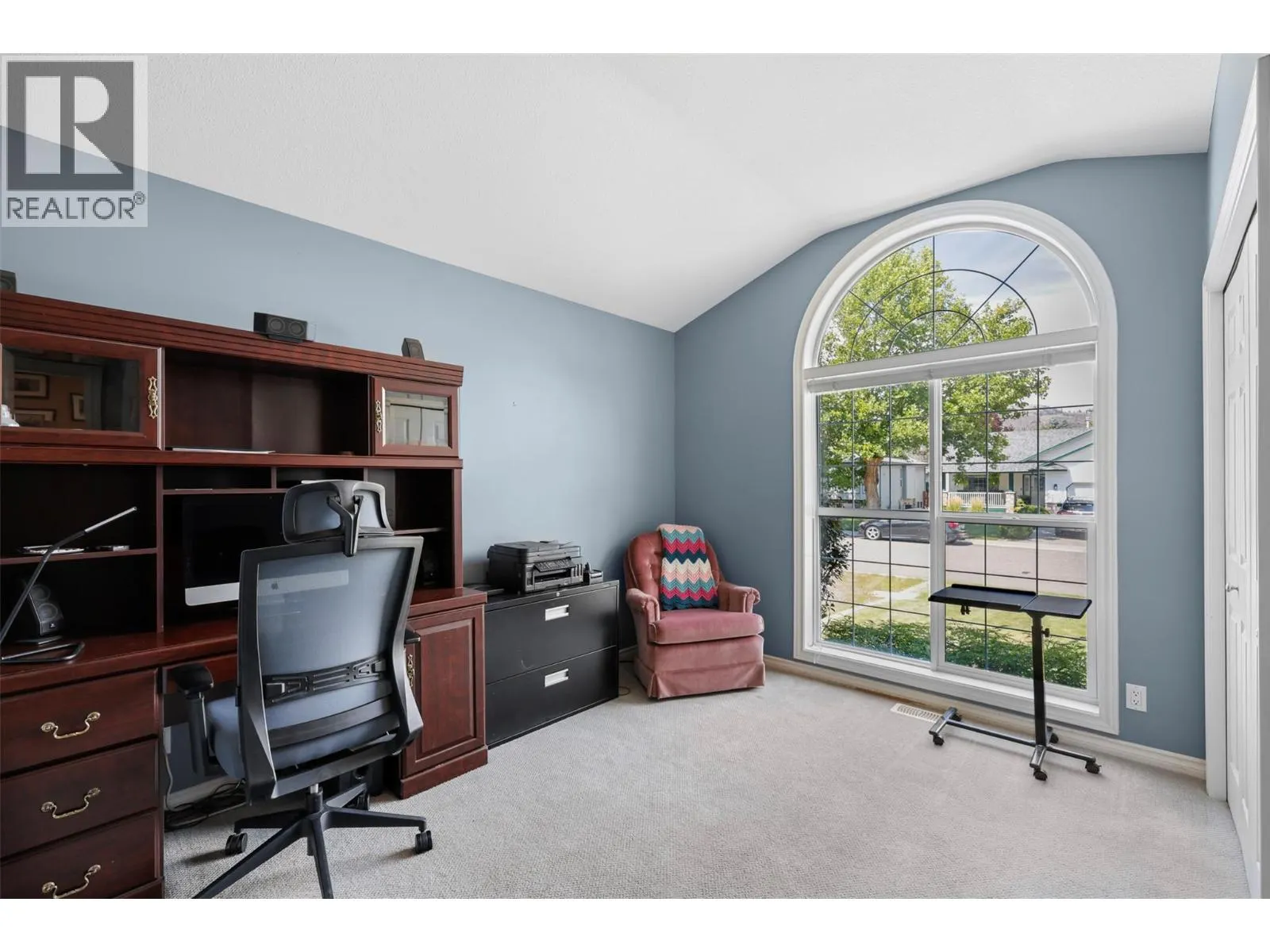 625 McCurrach Place