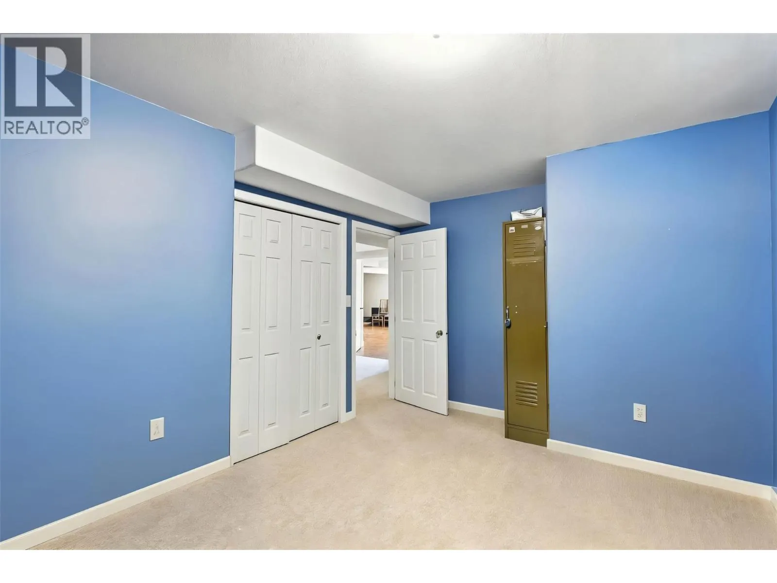 625 McCurrach Place