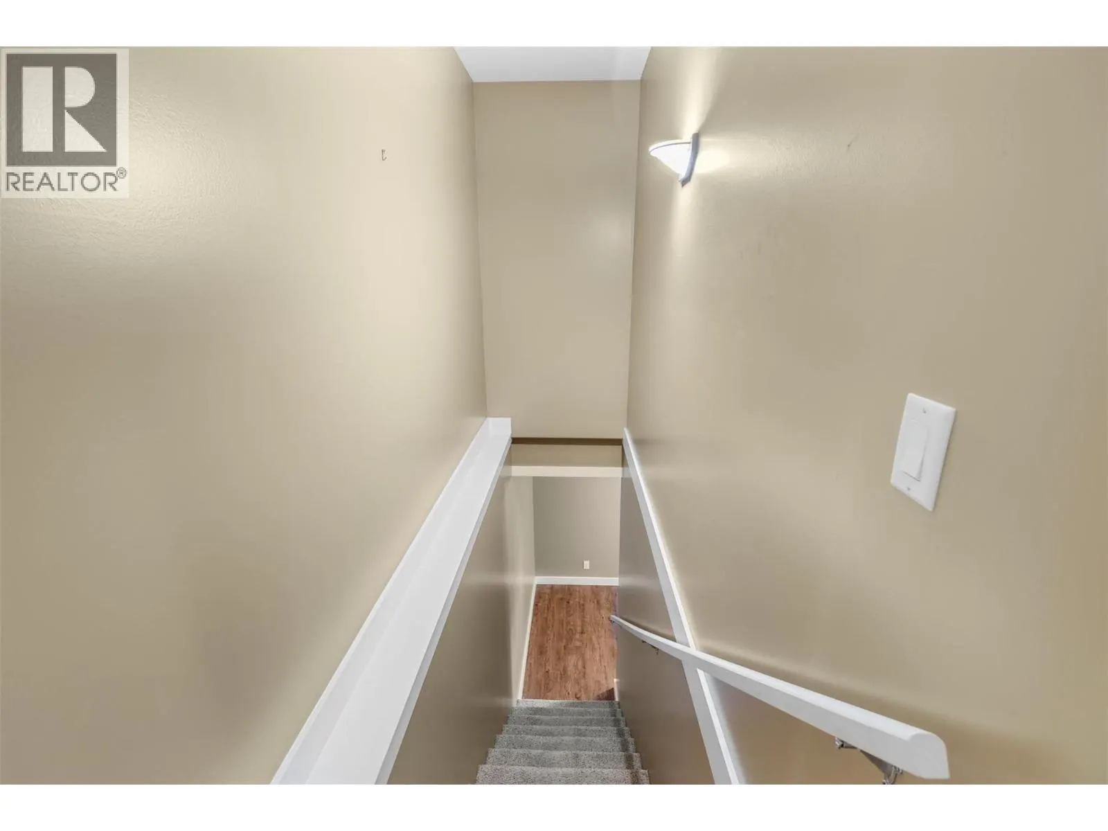 625 McCurrach Place
