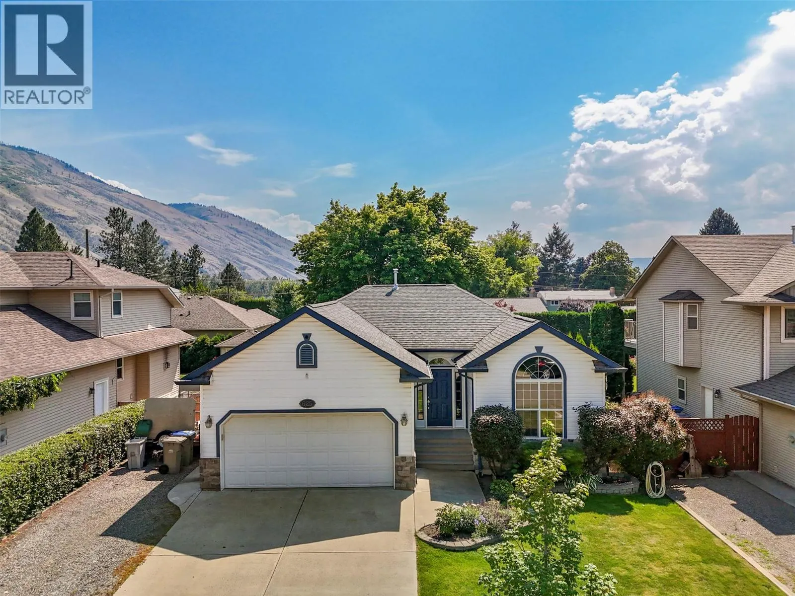 625 McCurrach Place