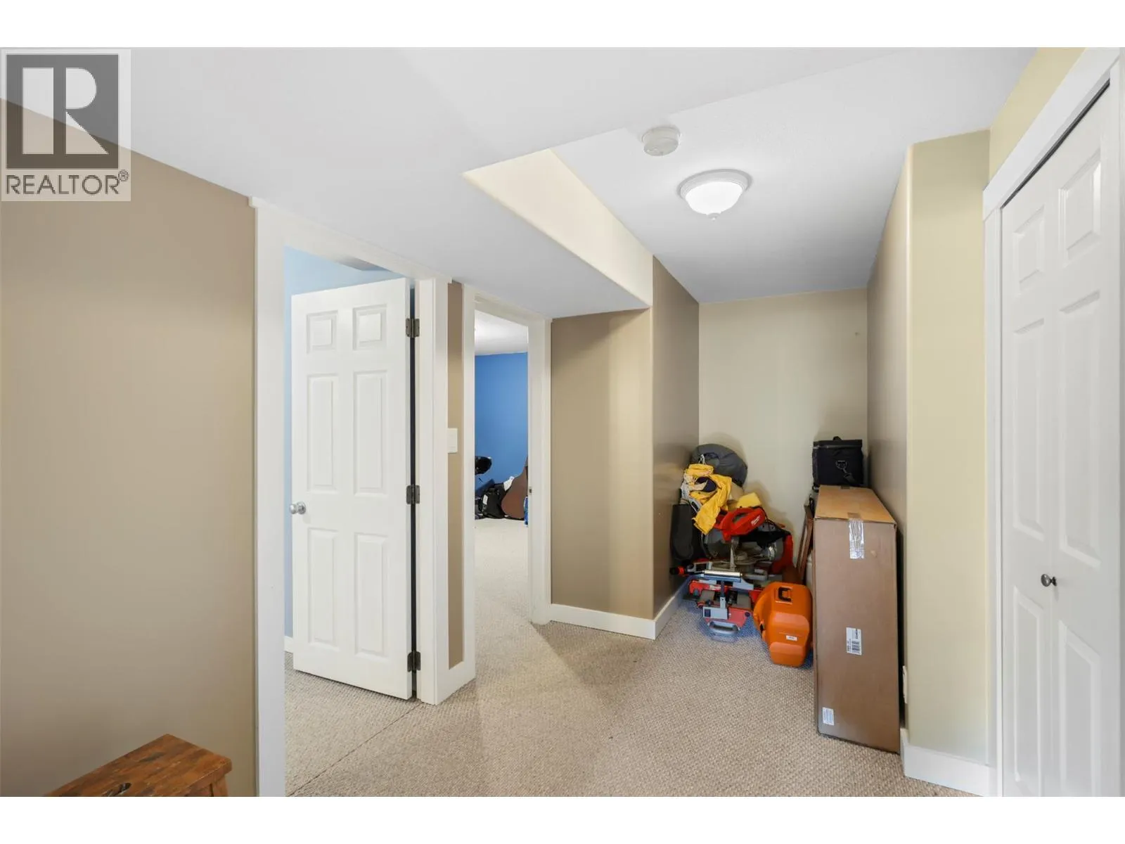 625 McCurrach Place
