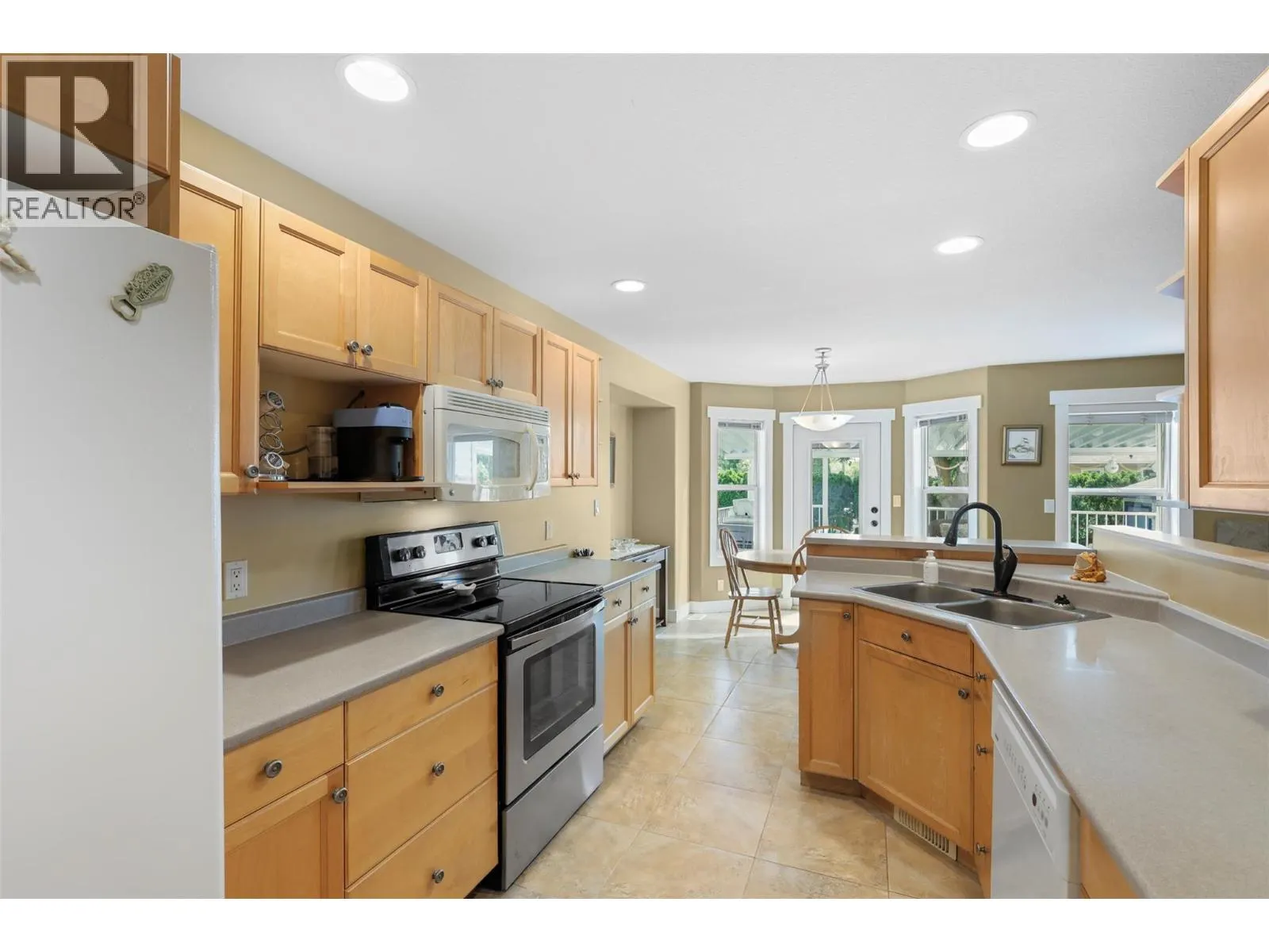 625 McCurrach Place