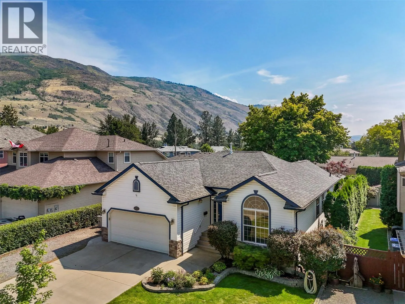 625 McCurrach Place