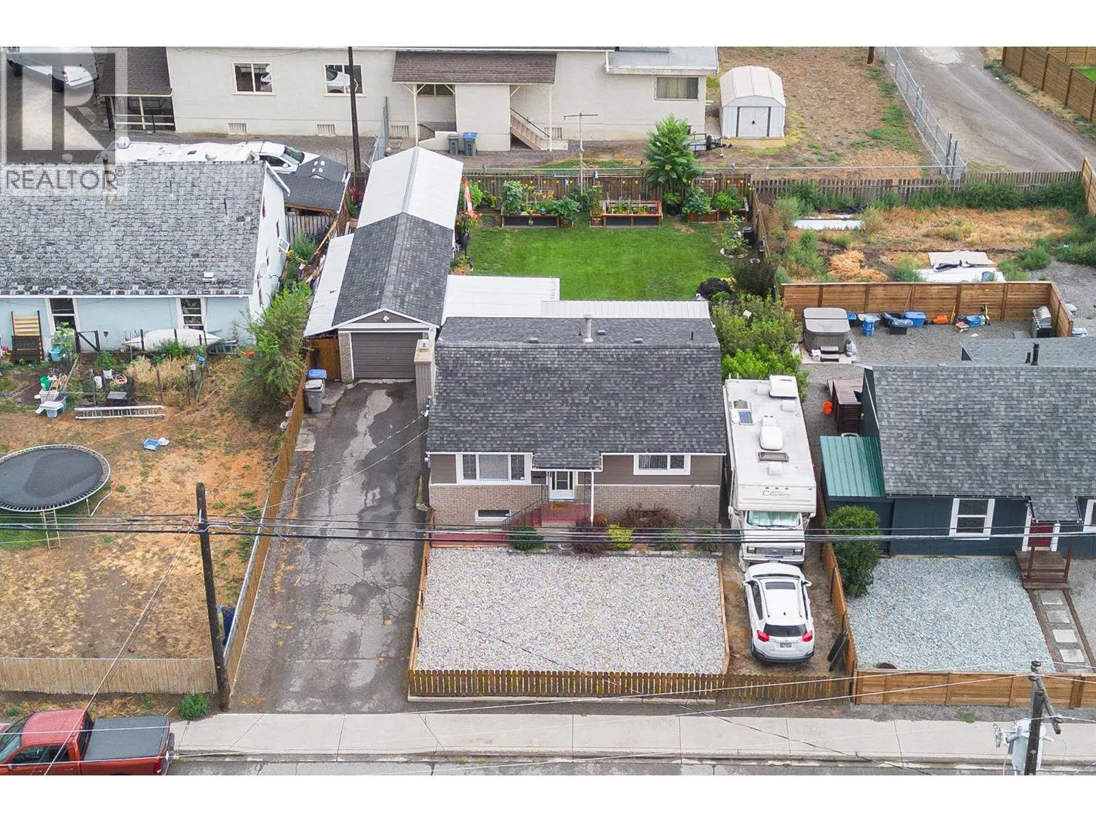 608 Mackenzie Avenue