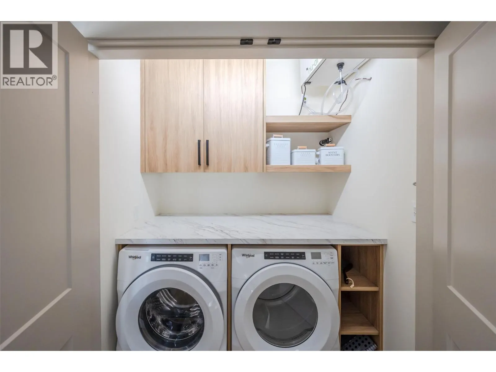 144 CLEARVIEW Crescent Unit# SL1