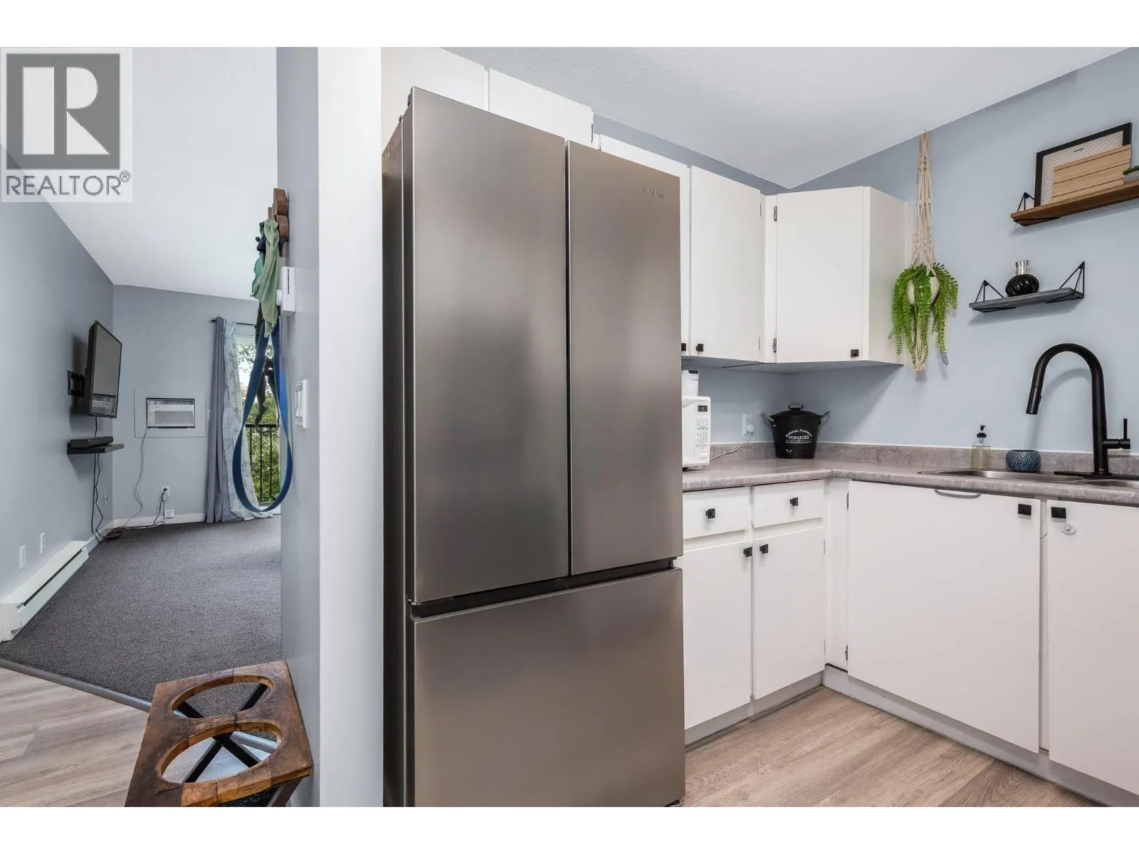 3413 Okanagan Avenue Unit# 9