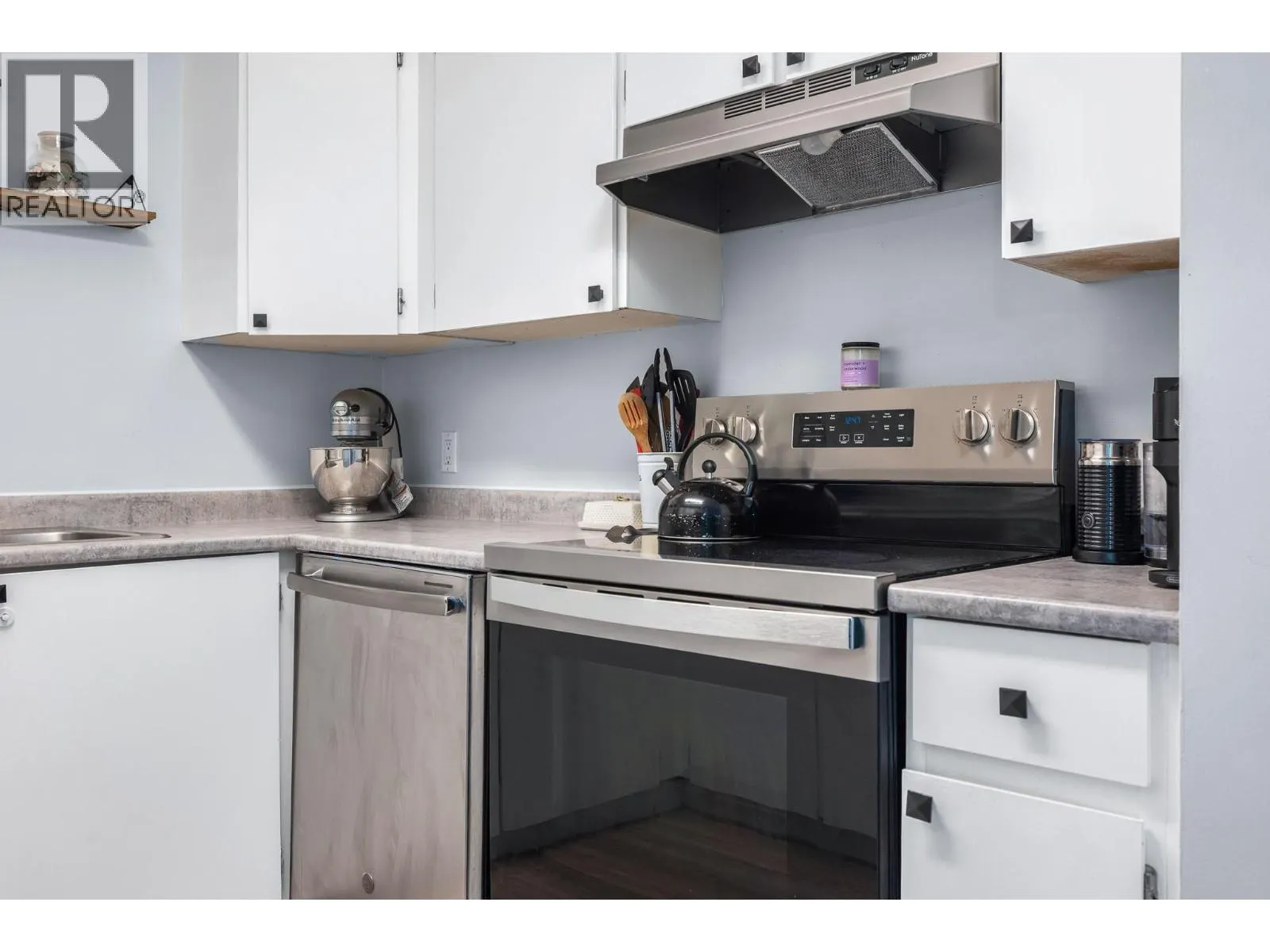 3413 Okanagan Avenue Unit# 9