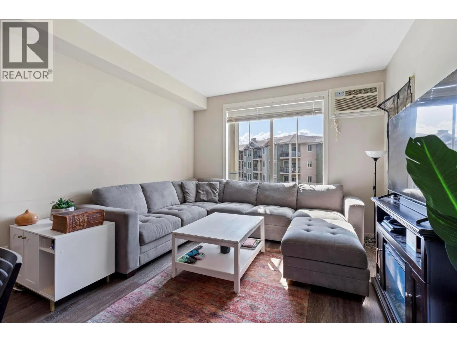 3731 Casorso Road Unit# 316