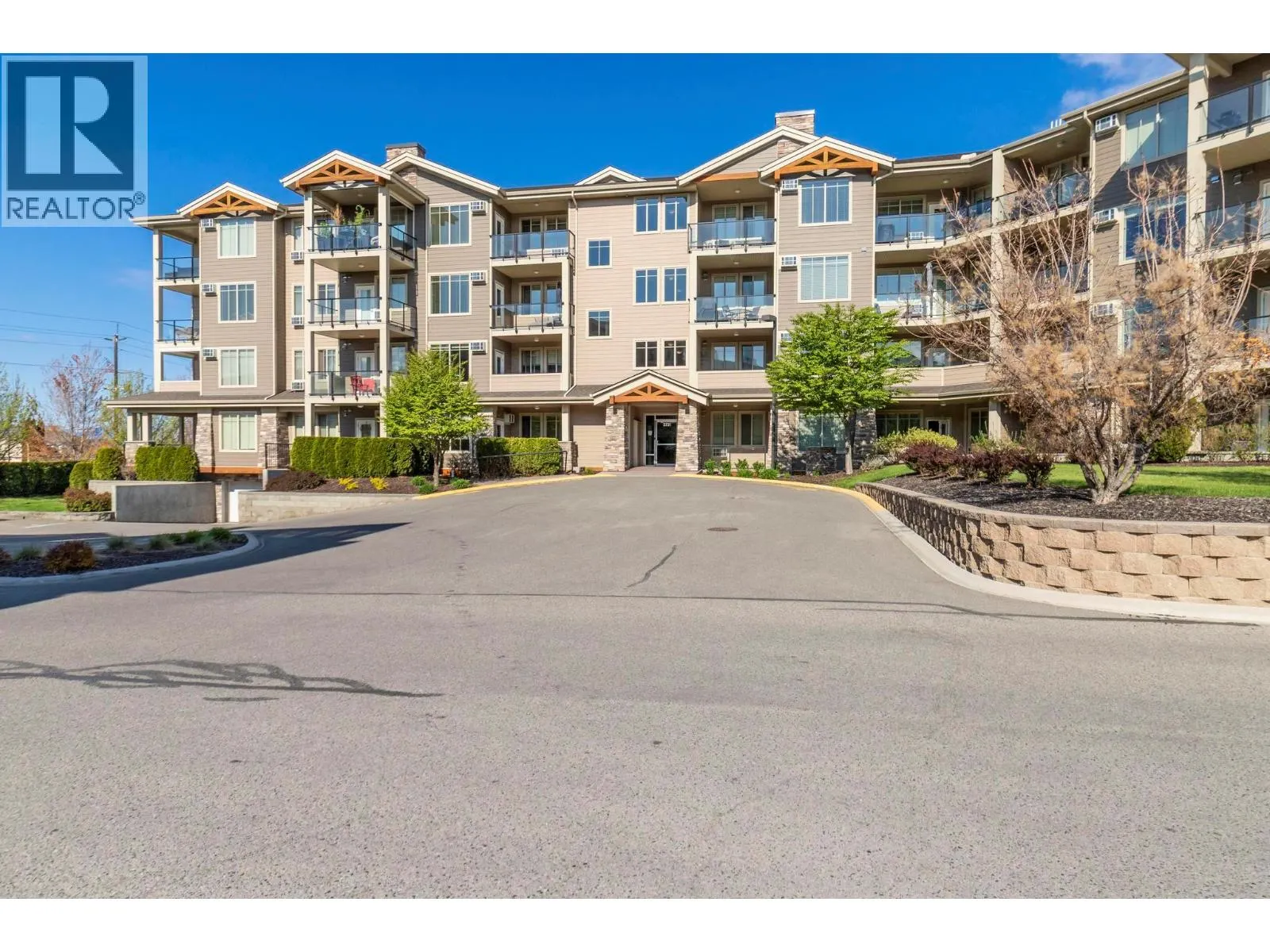 3731 Casorso Road Unit# 316