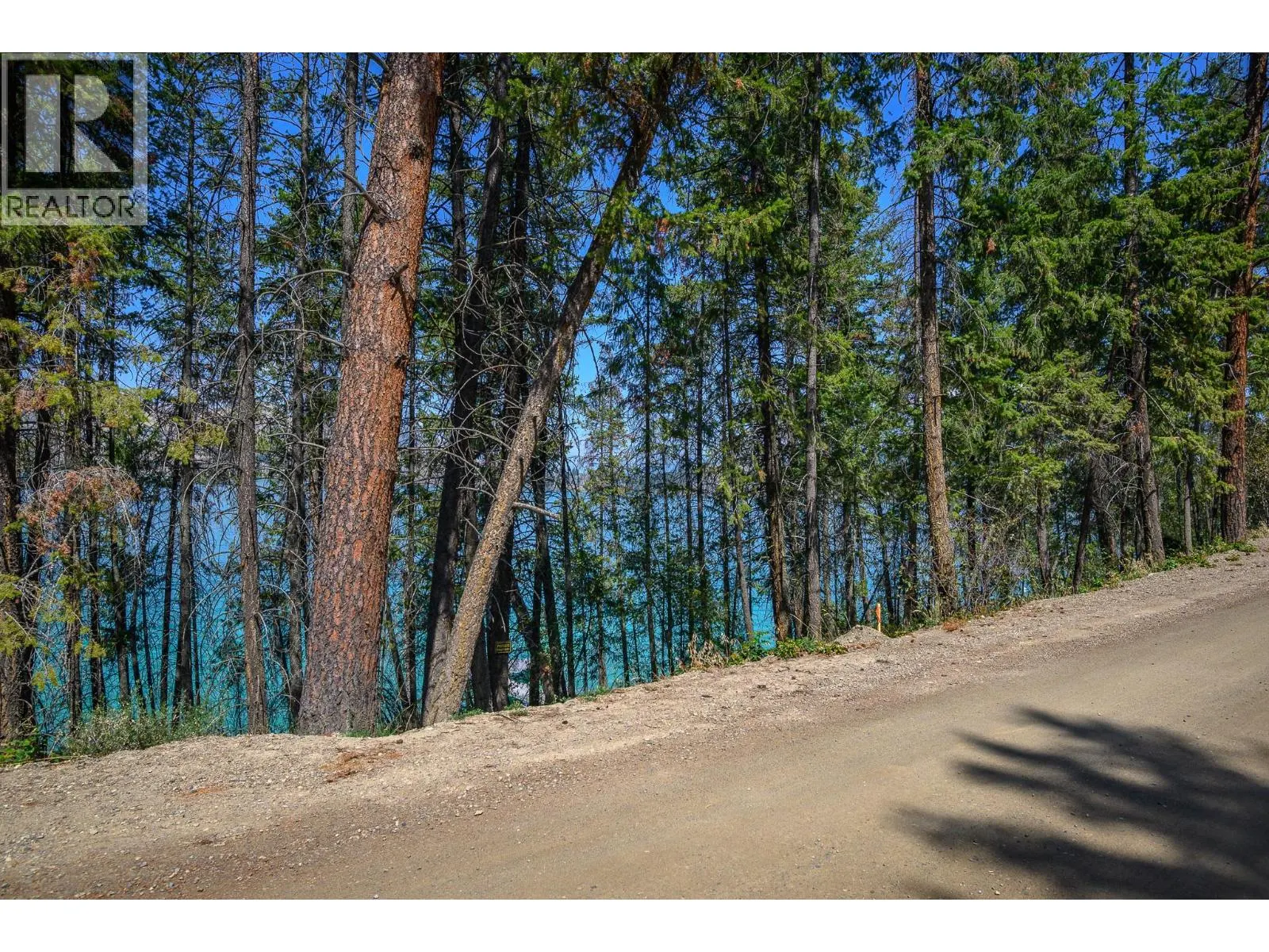 5751 Cosens Bay Road