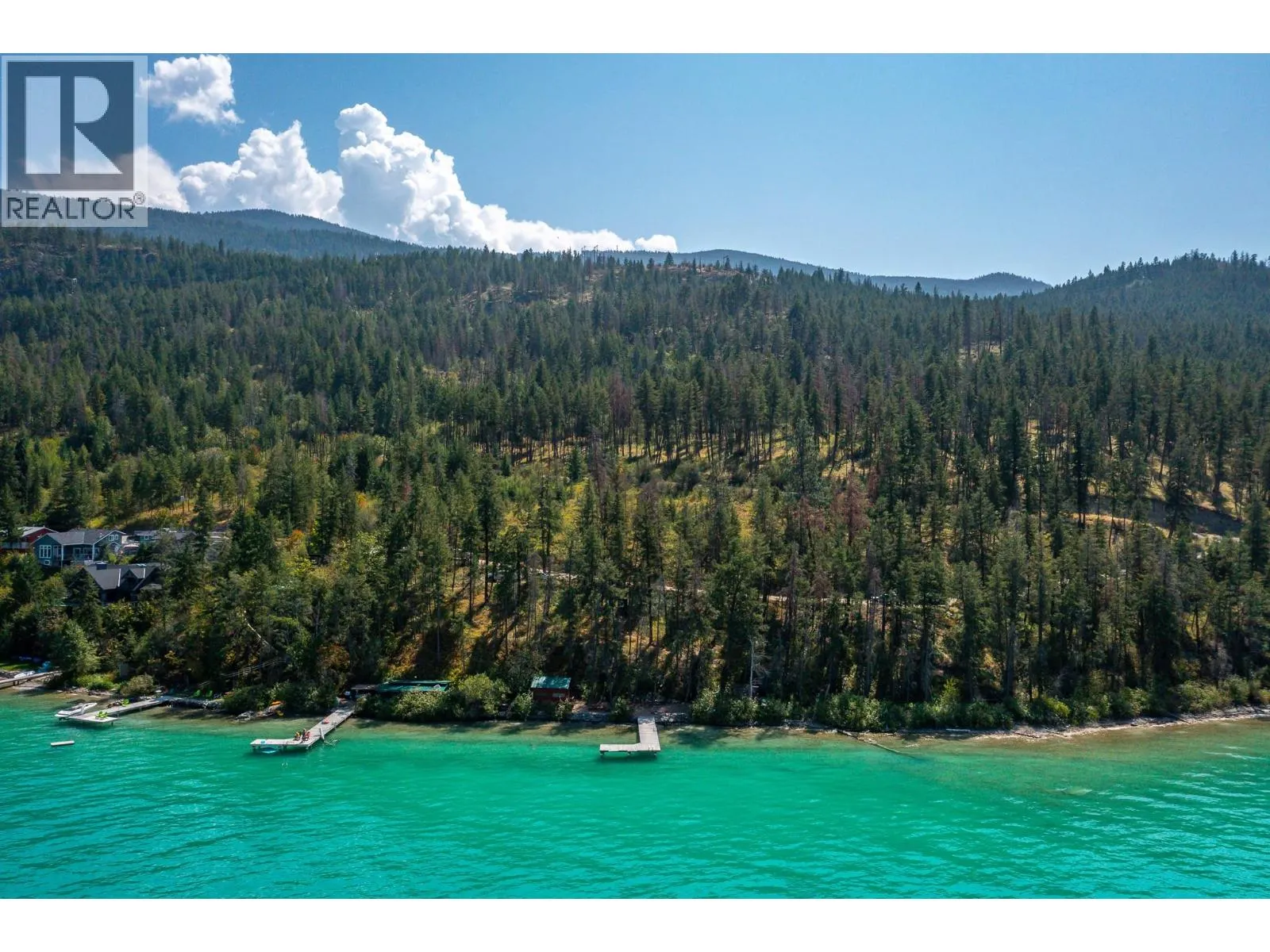 5751 Cosens Bay Road