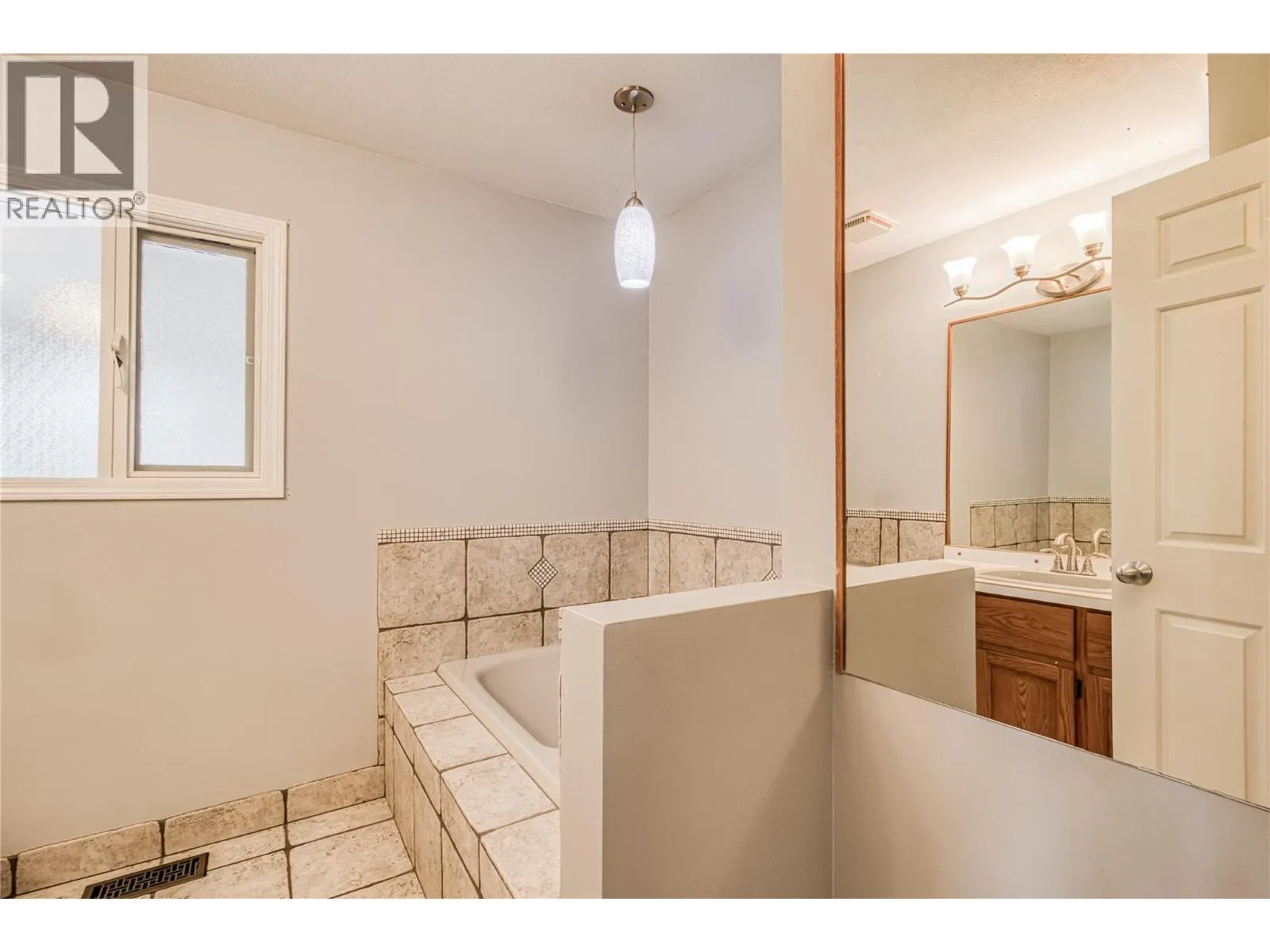 10925 Pretty Road