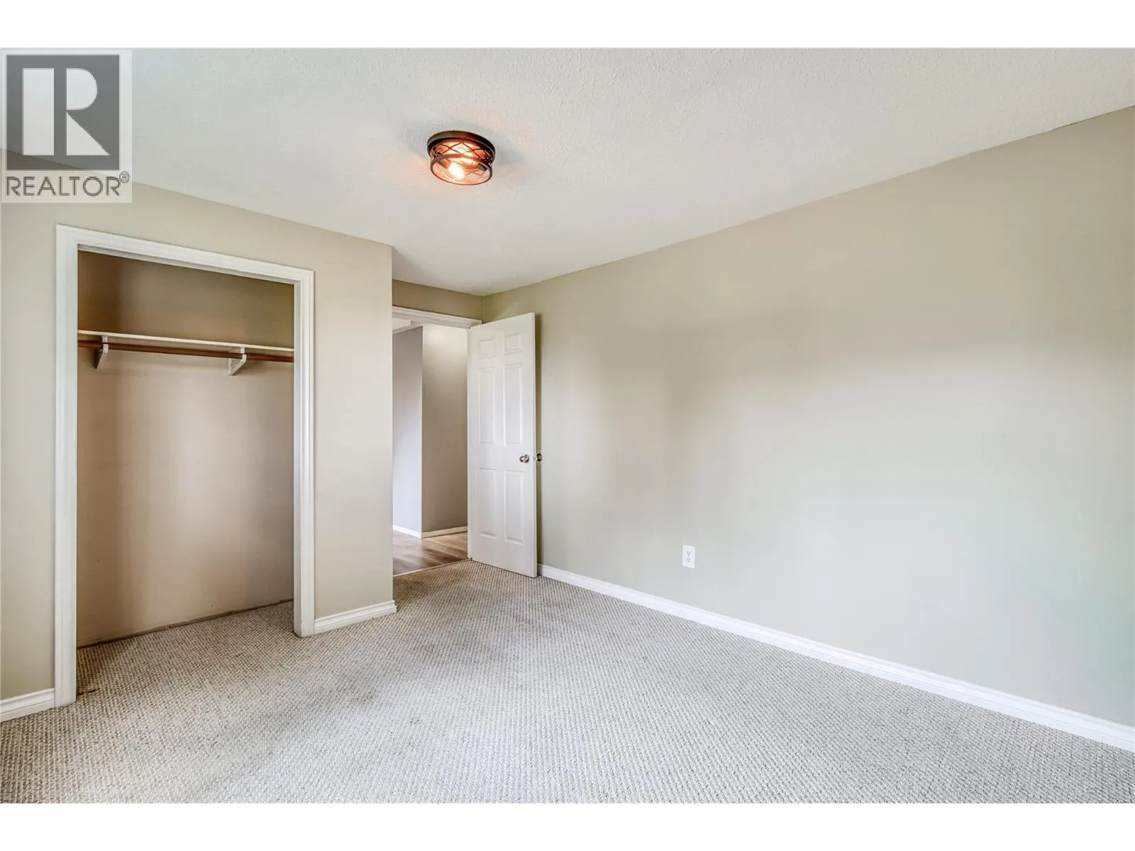 10925 Pretty Road