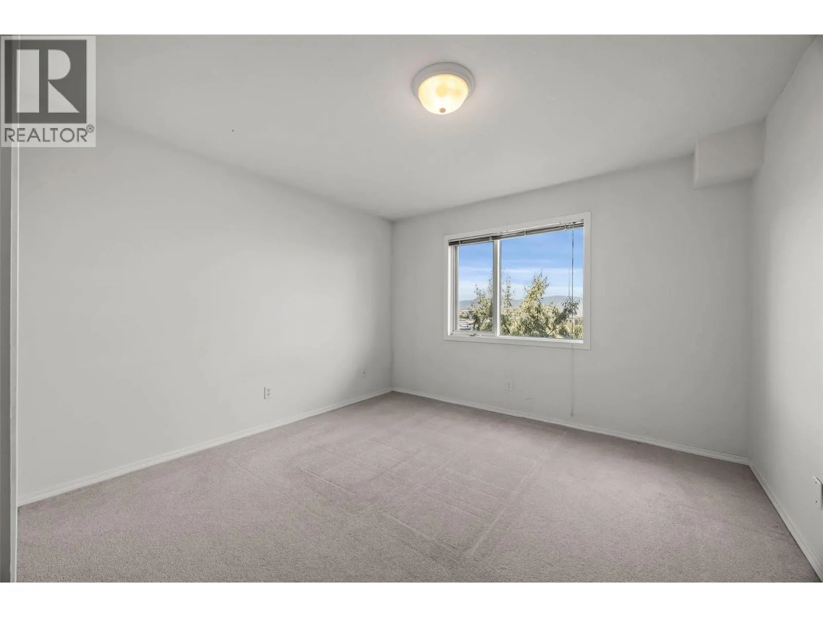 1580 Springhill Drive Unit# 37