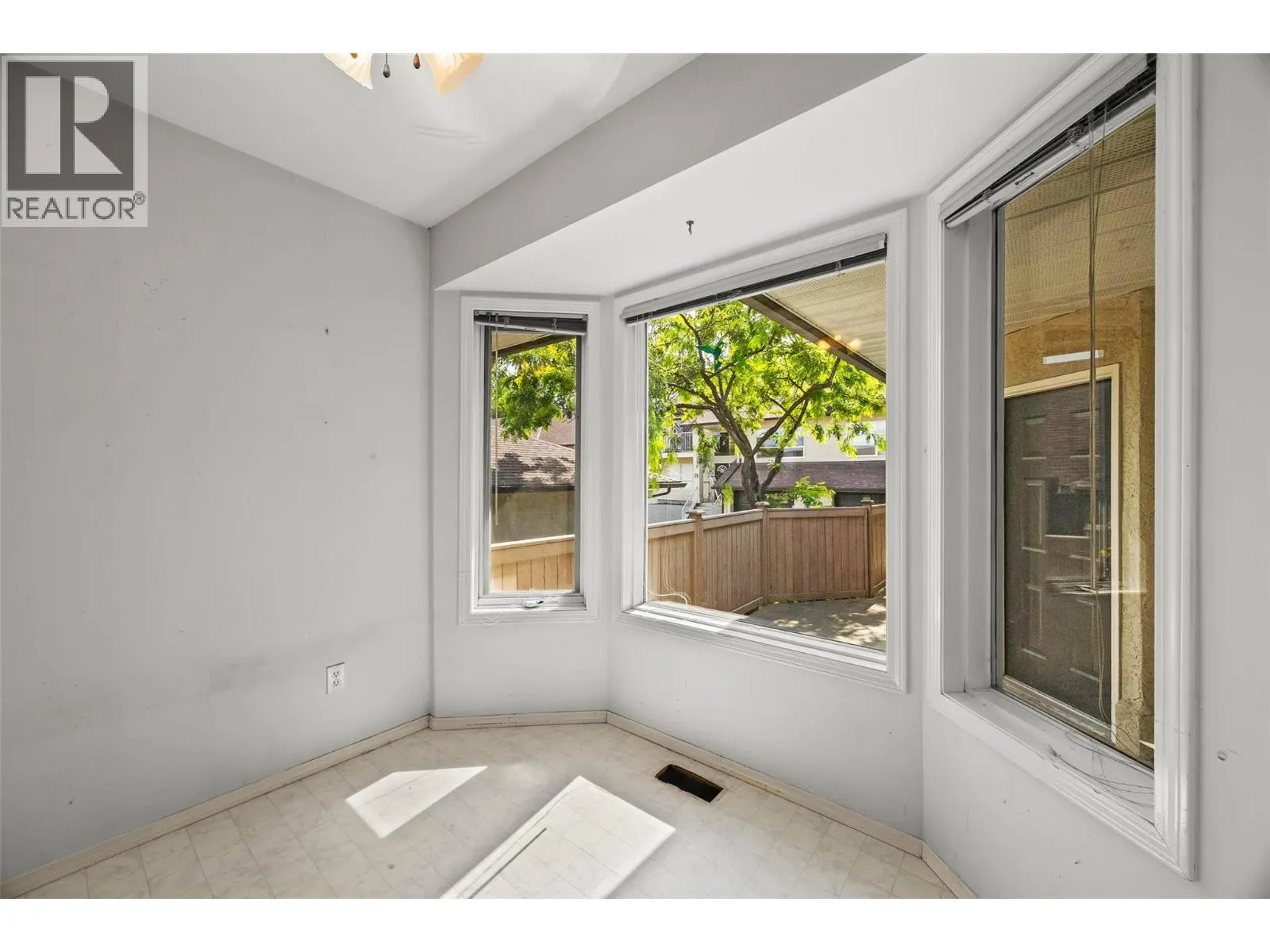 1580 Springhill Drive Unit# 37