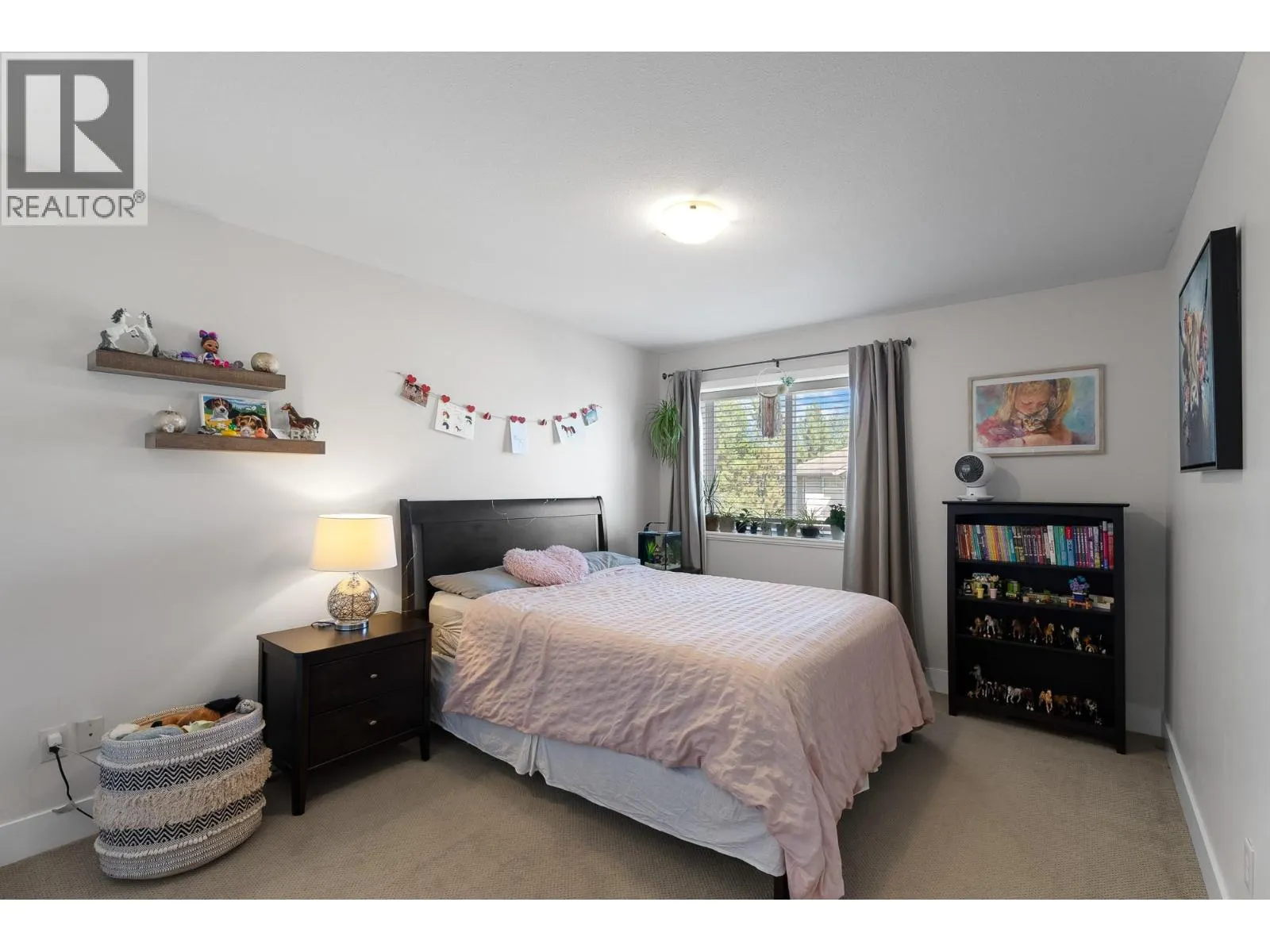 2046 ROBSON Place Unit# 27
