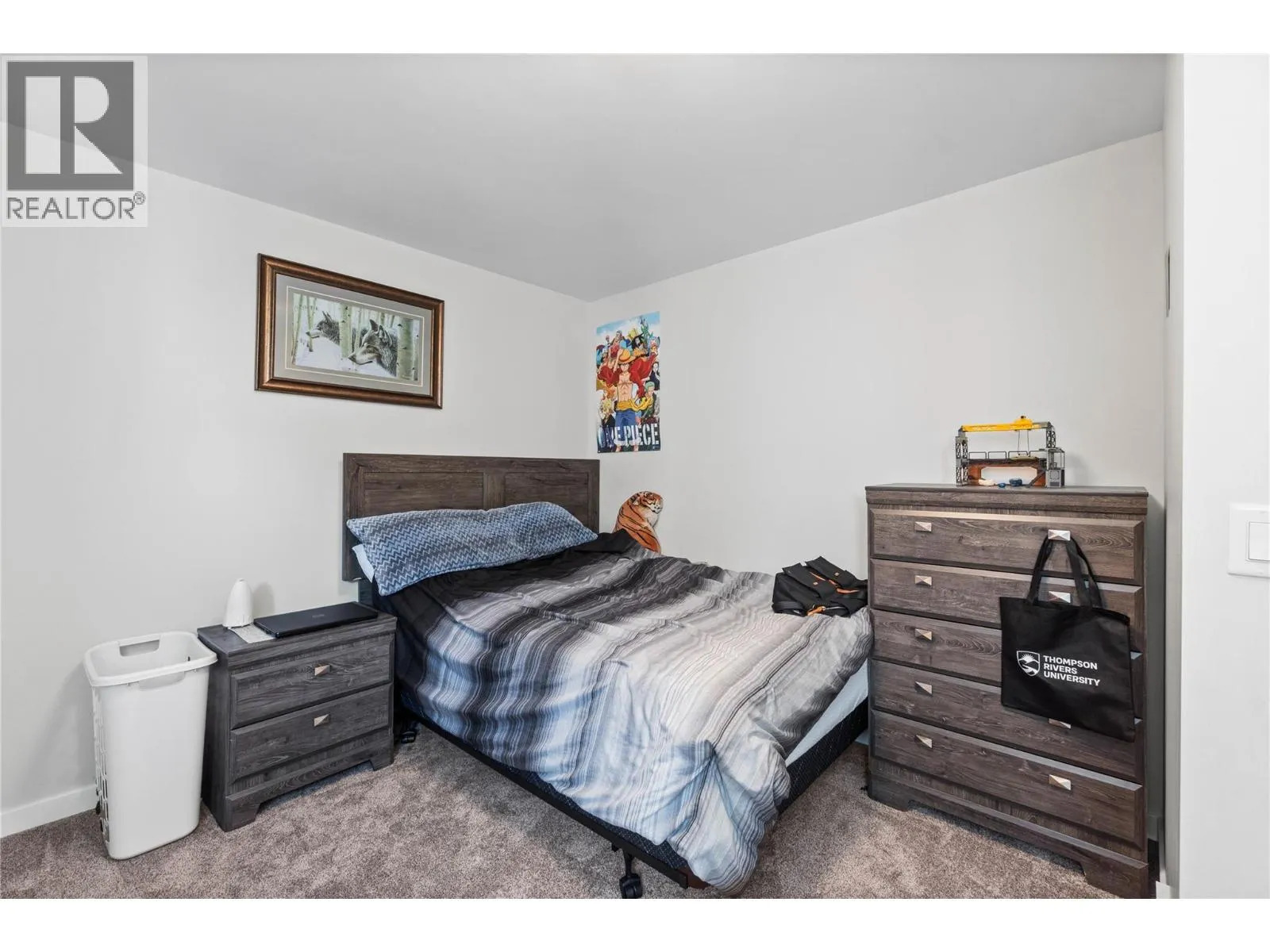 1547 EMERALD Drive