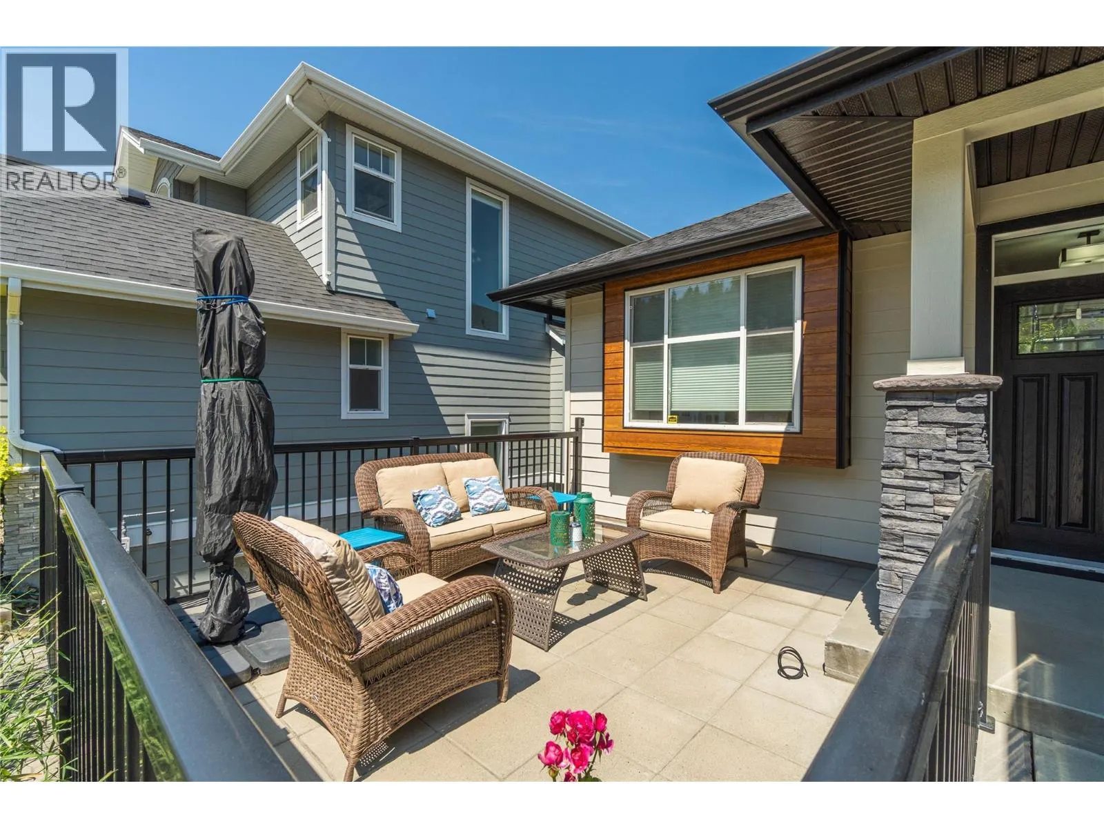 1547 EMERALD Drive
