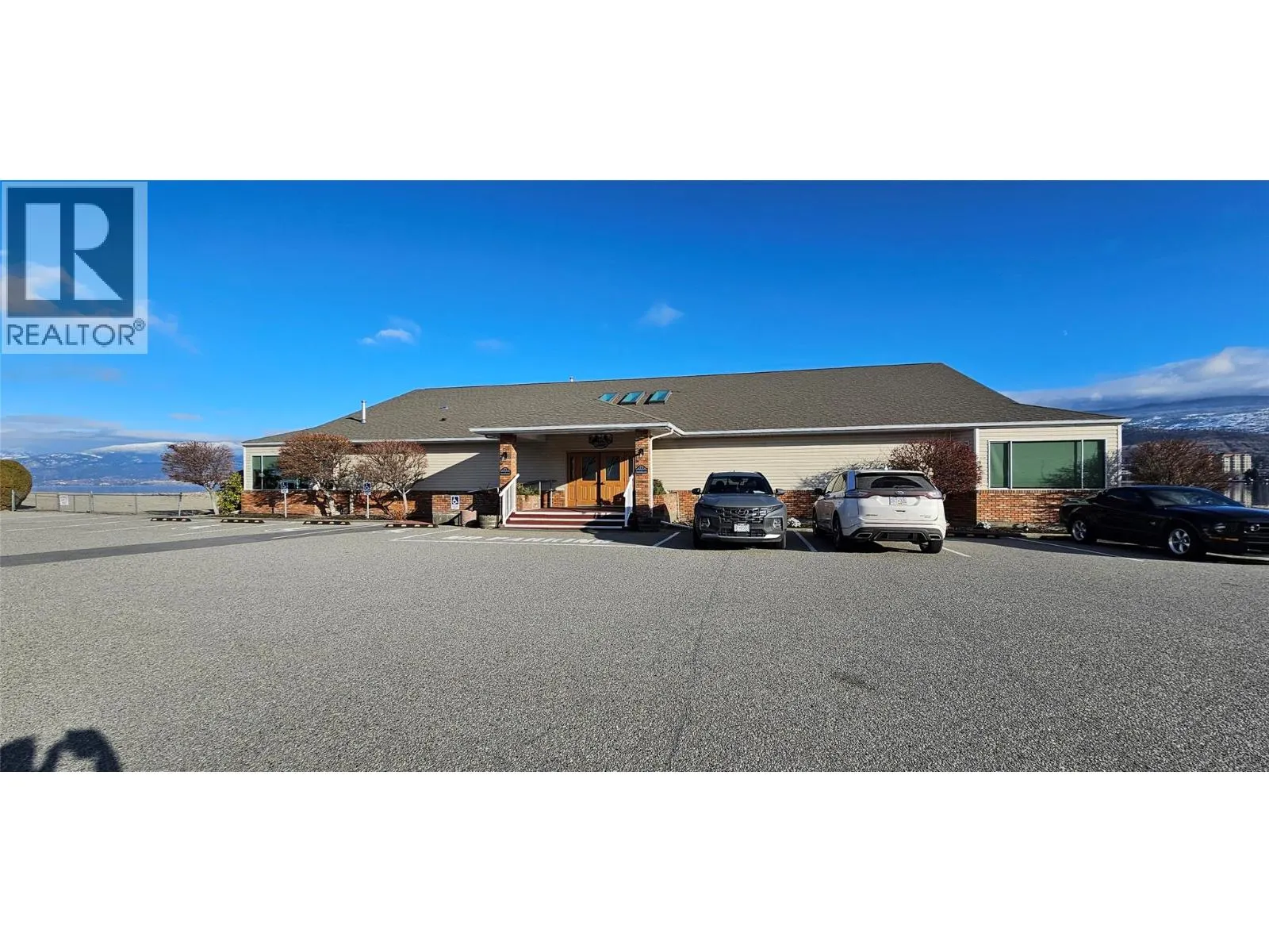 221 Sandpiper Crescent