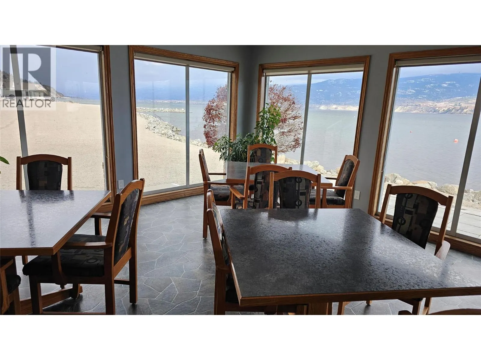 221 Sandpiper Crescent