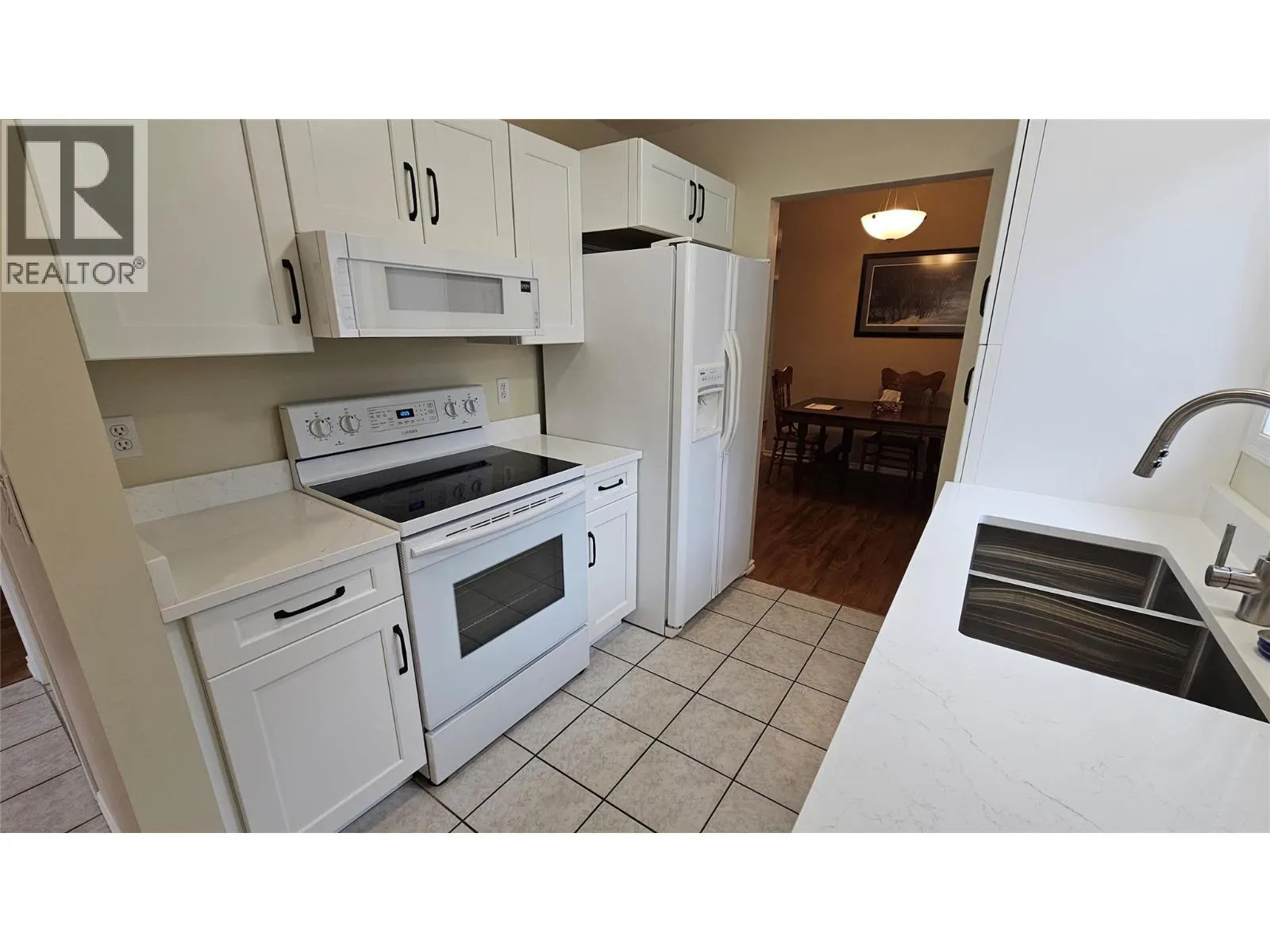 221 Sandpiper Crescent