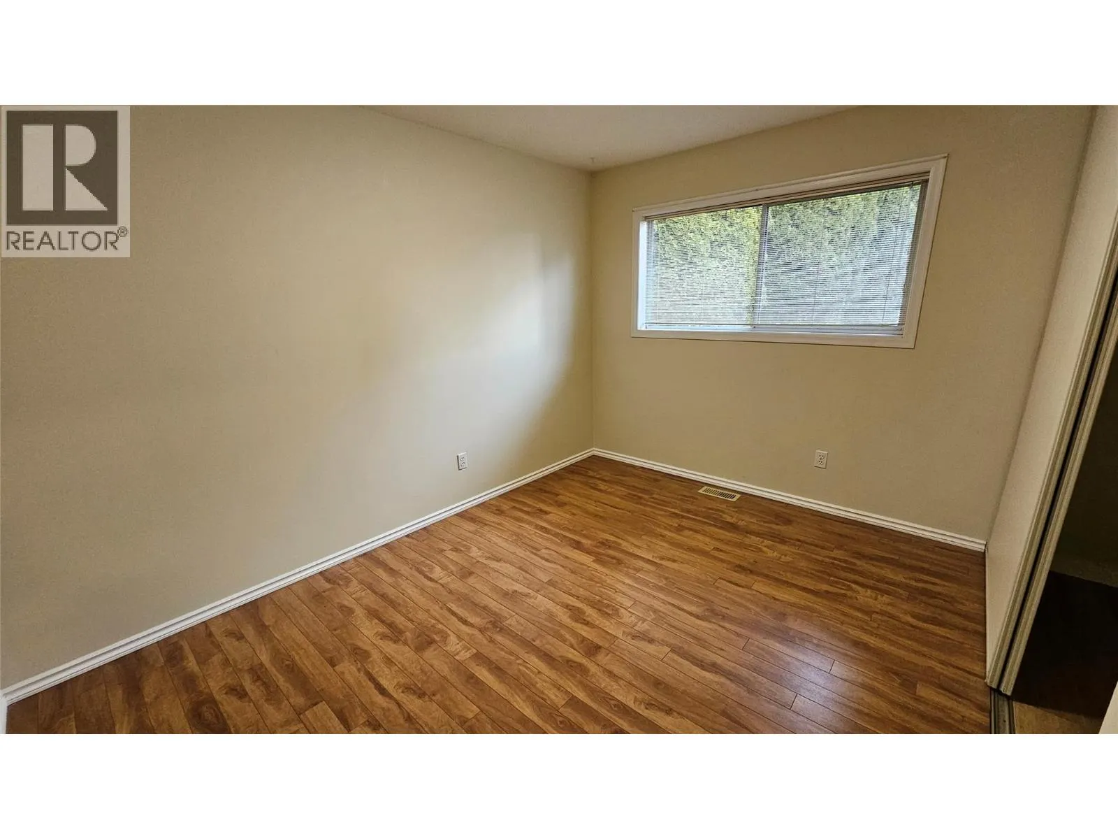 221 Sandpiper Crescent
