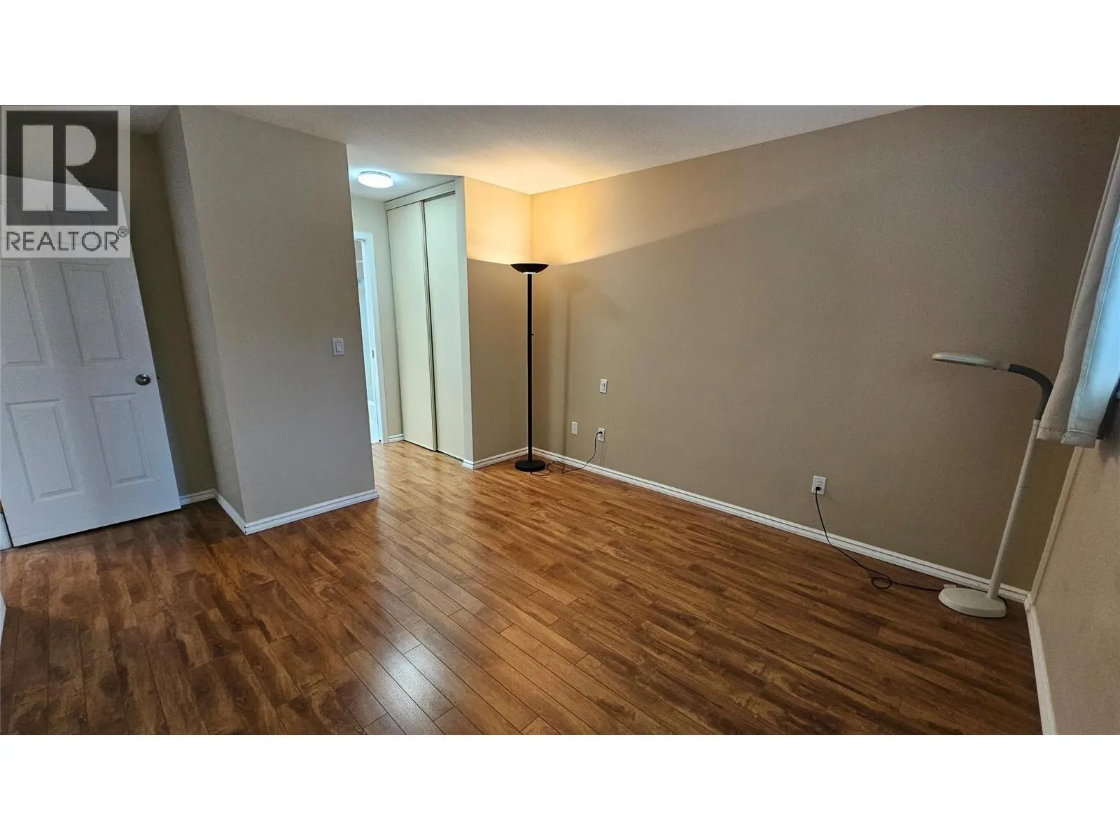 221 Sandpiper Crescent