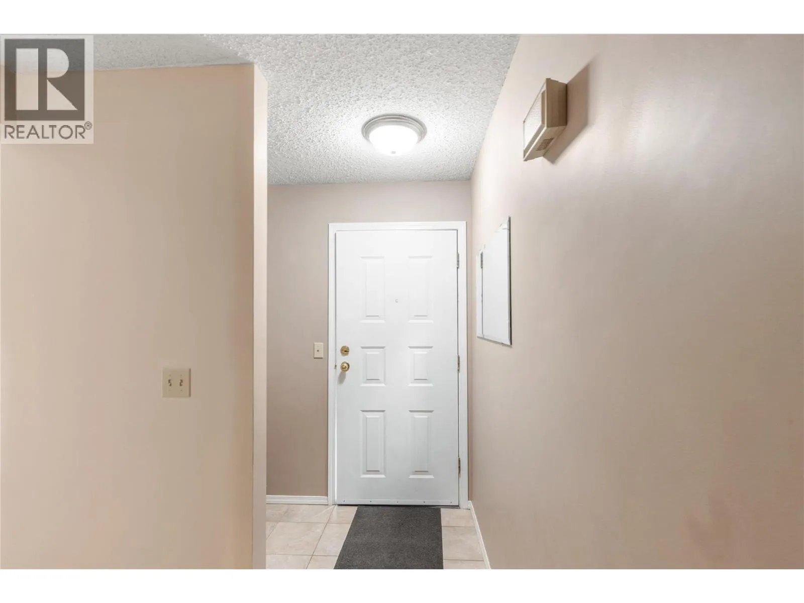 2100 43 Avenue Unit# 101
