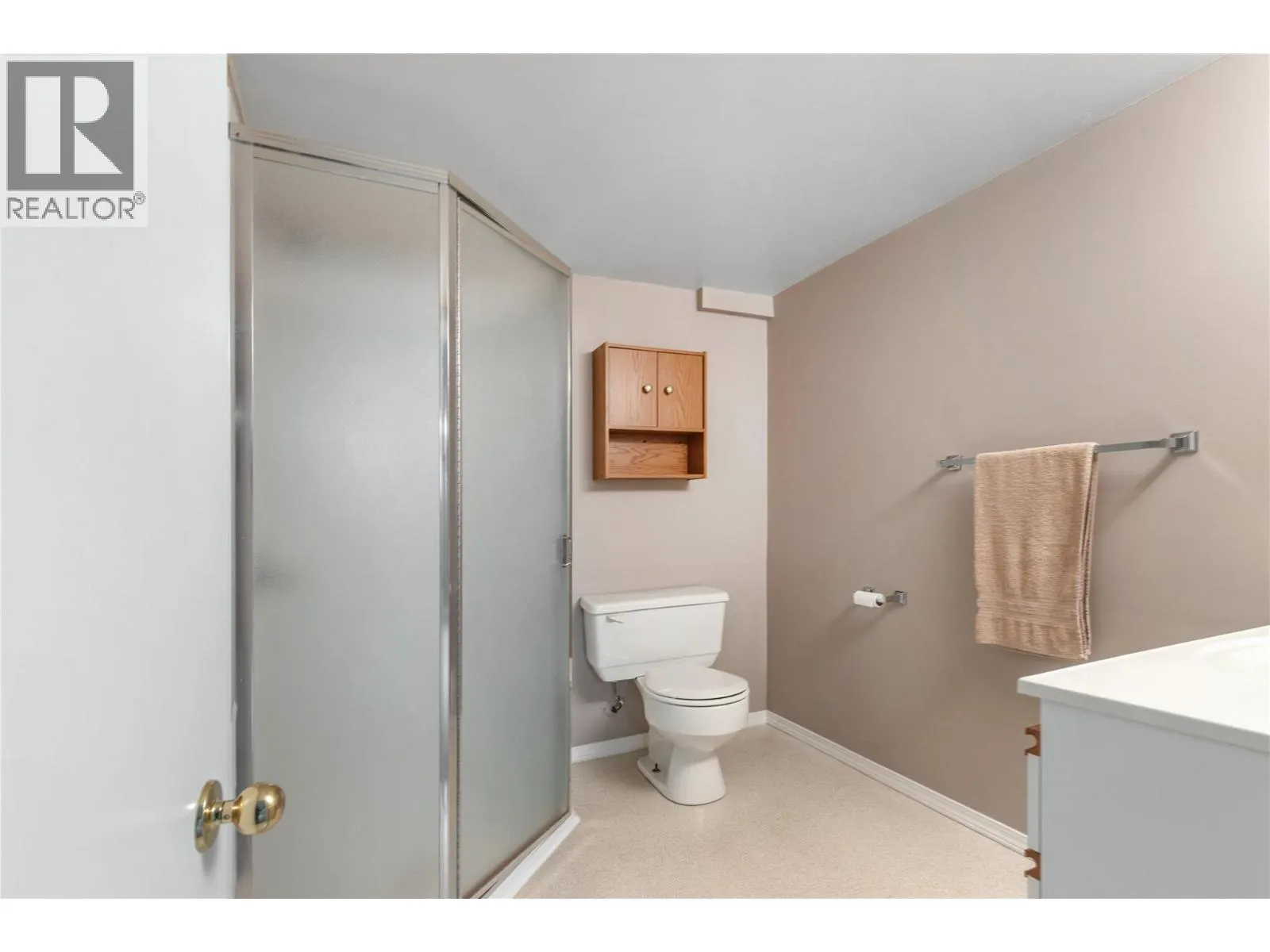 2100 43 Avenue Unit# 101