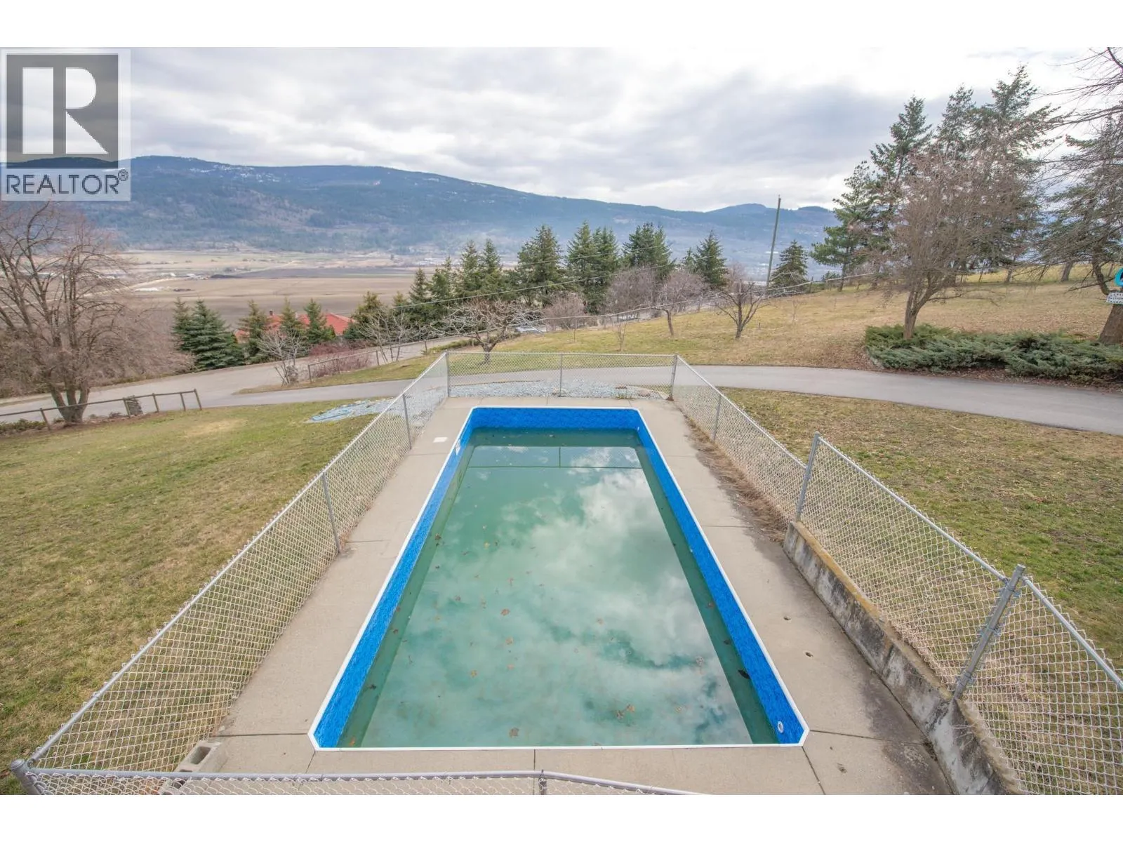 171 Overlook Place