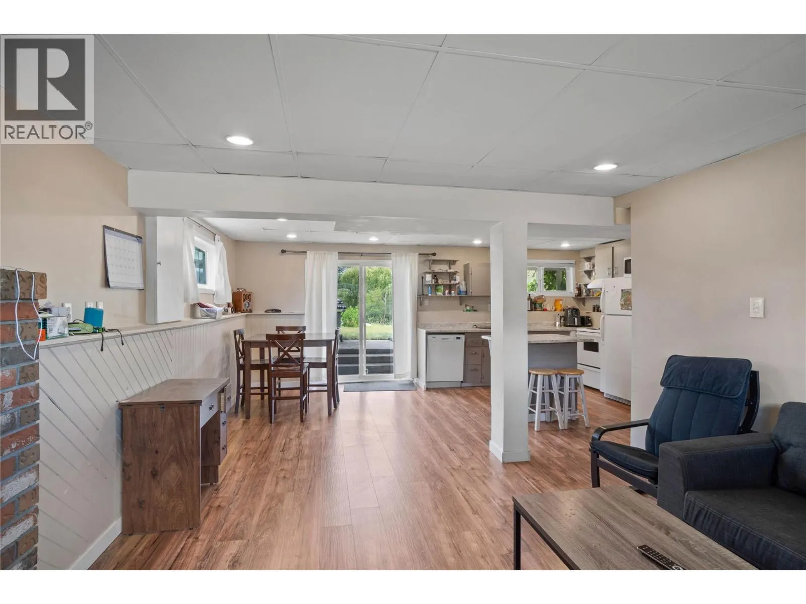 7196 Blackwell Road