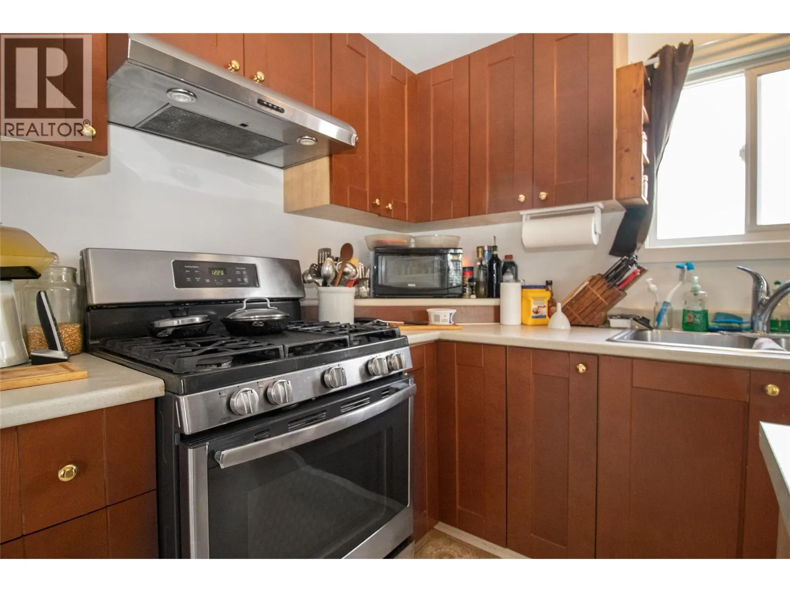 3745 Lakeshore Road Unit# 134