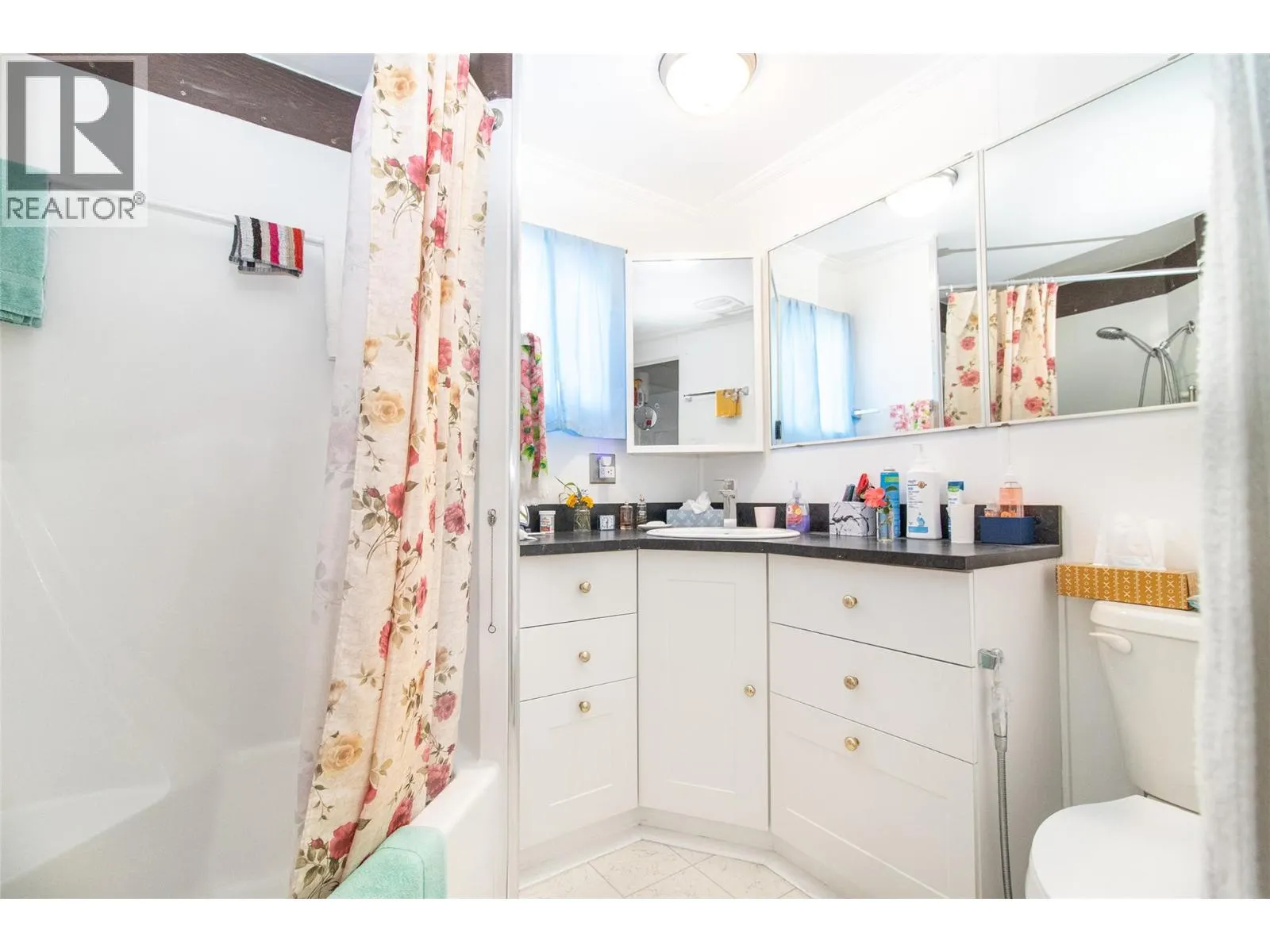 3745 Lakeshore Road Unit# 134