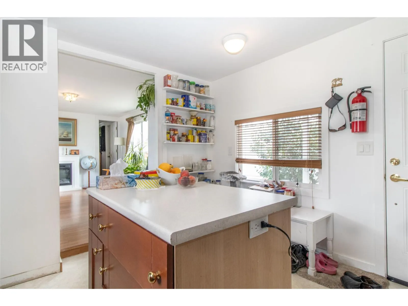 3745 Lakeshore Road Unit# 134